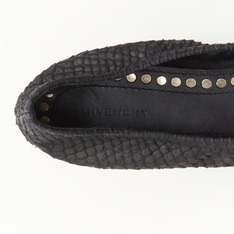 GIVENCHY Riccardo Tisci ballerines à bouts cloutés étoile dorée EU37 en vente 3
