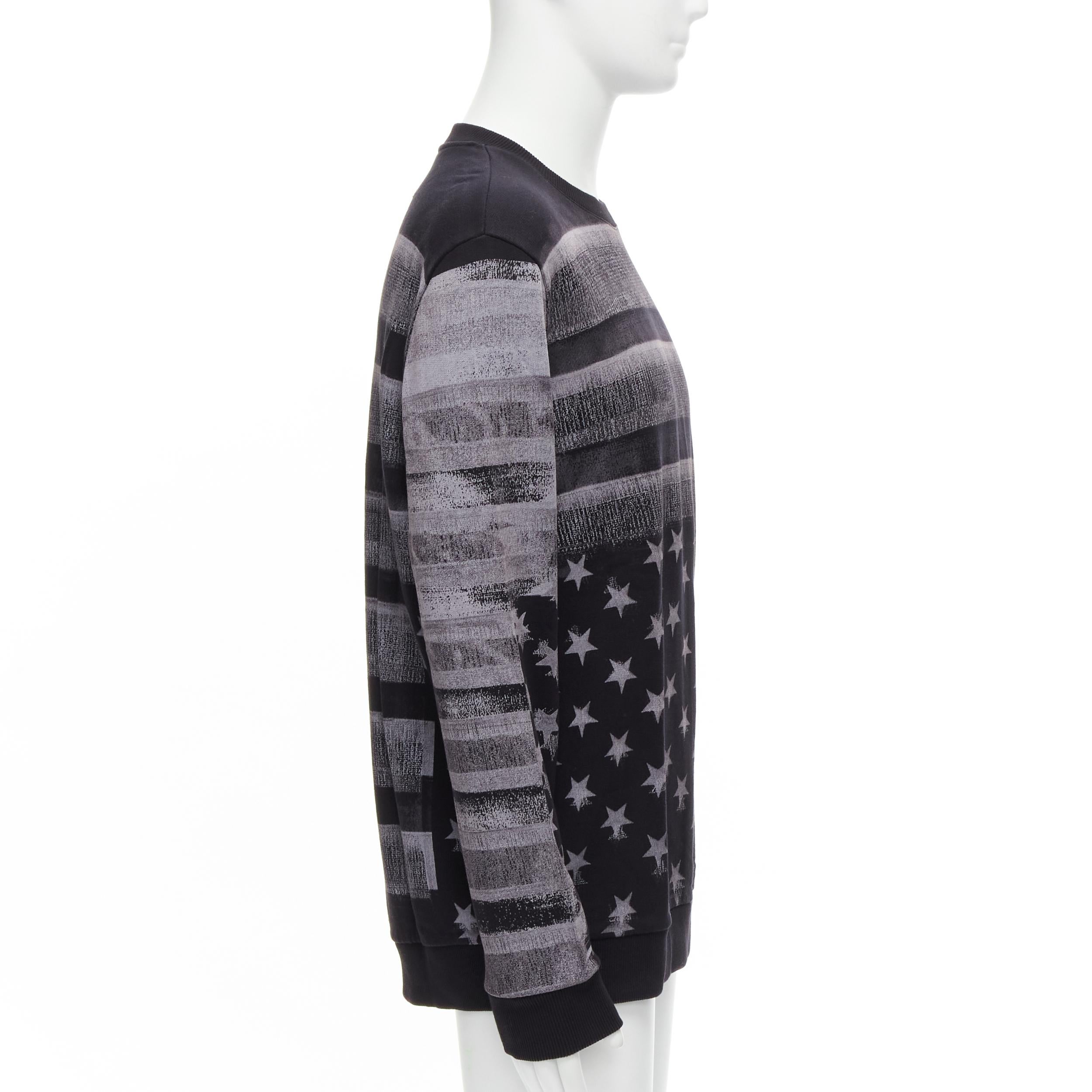 GIVENCHY Riccardo Tisci grey Americana flag distressed cotton crew sweater M In Excellent Condition For Sale In Hong Kong, NT