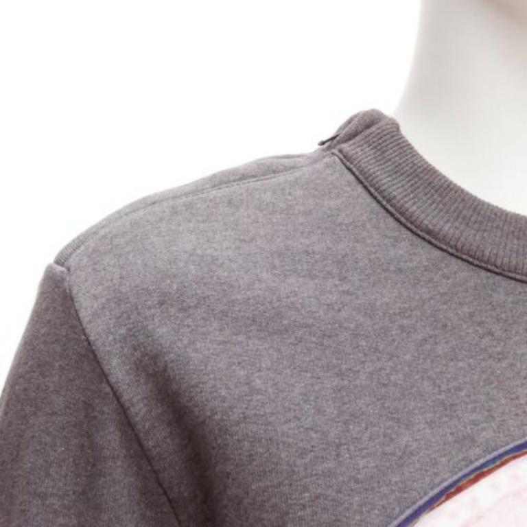 GIVENCHY Riccardo Tisci Madonna pink patch print grey zip shoulder sweater XS
Reference: JSLE/A00038
Brand: Givenchy
Designer: Riccardo Tisci
Material: Cotton
Color: Grey, Pink
Pattern: Abstract
Closure: Zip
Extra Details: Zip shoulder closure.
Made