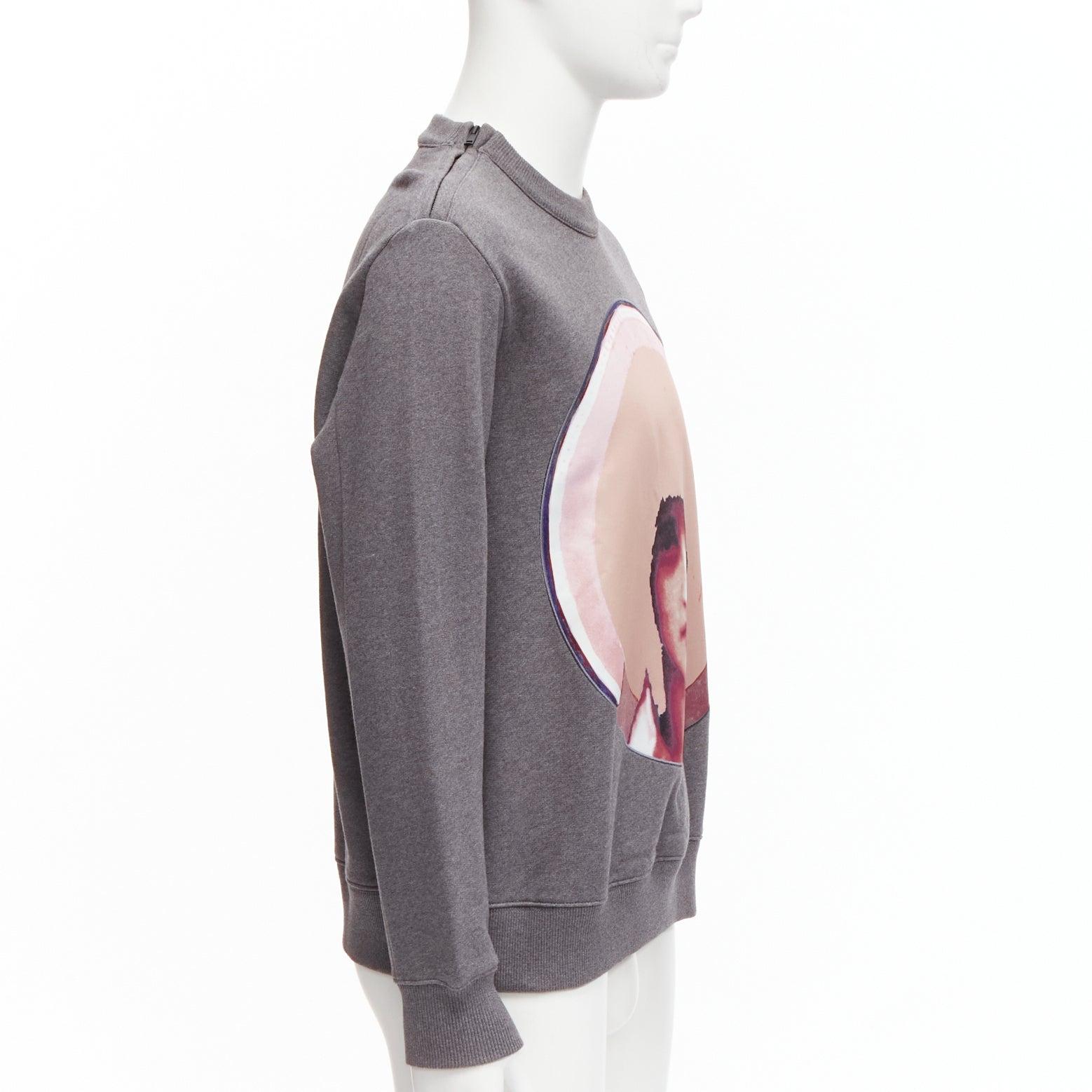 GIVENCHY Riccardo Tisci Madonna pink patch print grey zip shoulder sweater XS In Excellent Condition For Sale In Hong Kong, NT