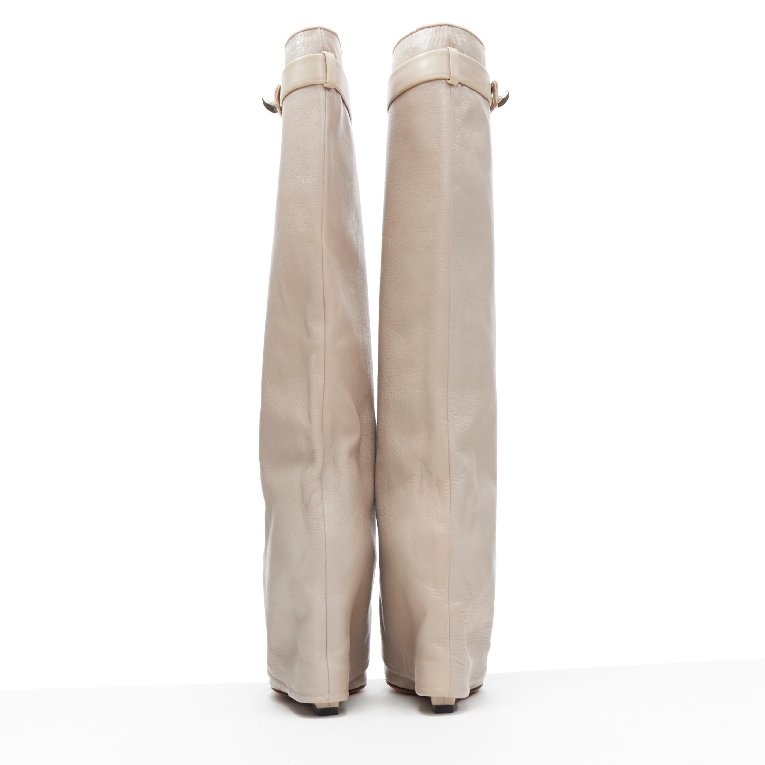  GIVENCHY RICCARDO TISCI Shark Tooth taupe grey gold turnlock pantalon boot EU36 Pour femmes 