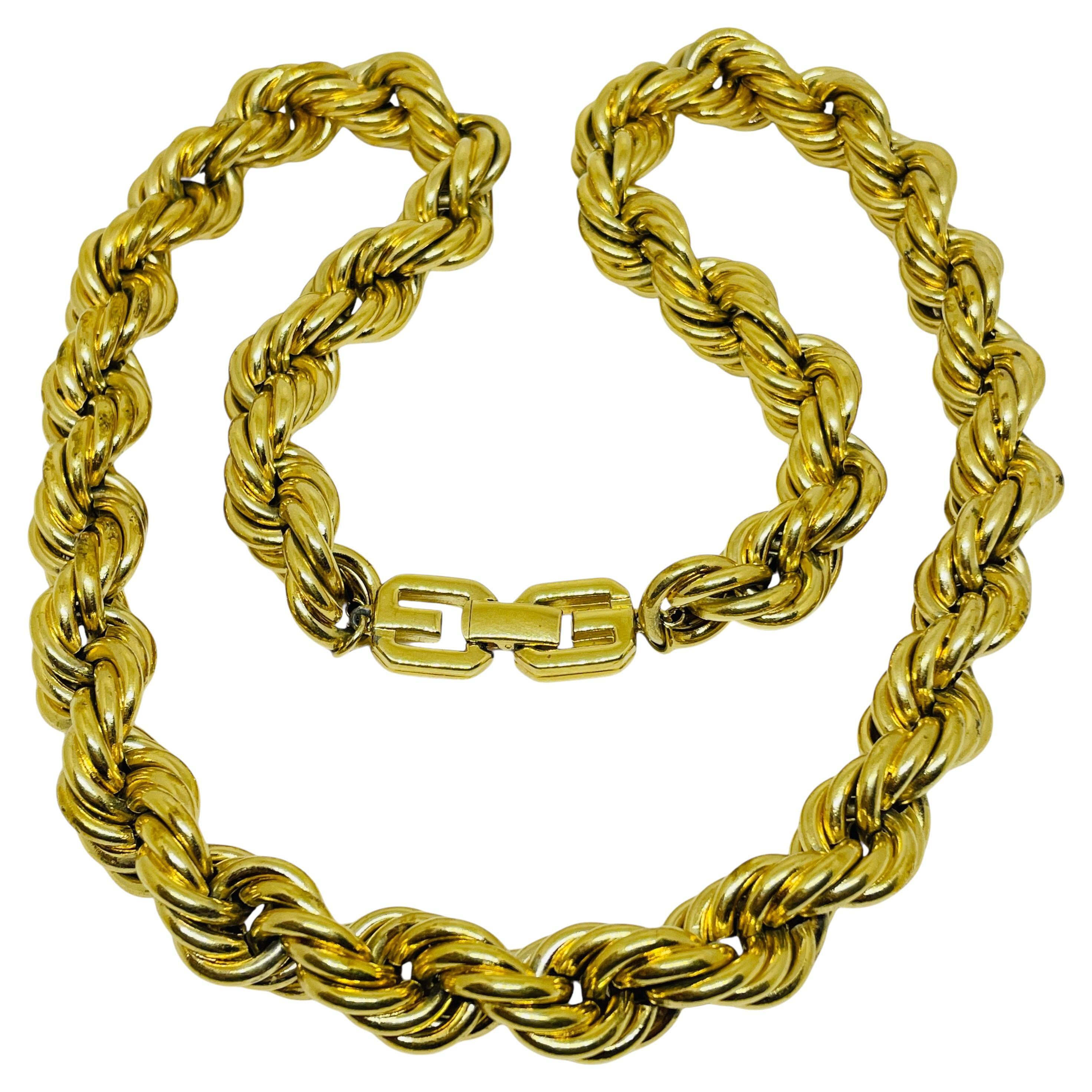Collana firmata GIVENCHY, placcata oro, con catena in corda ritorta e massiccia in vendita
