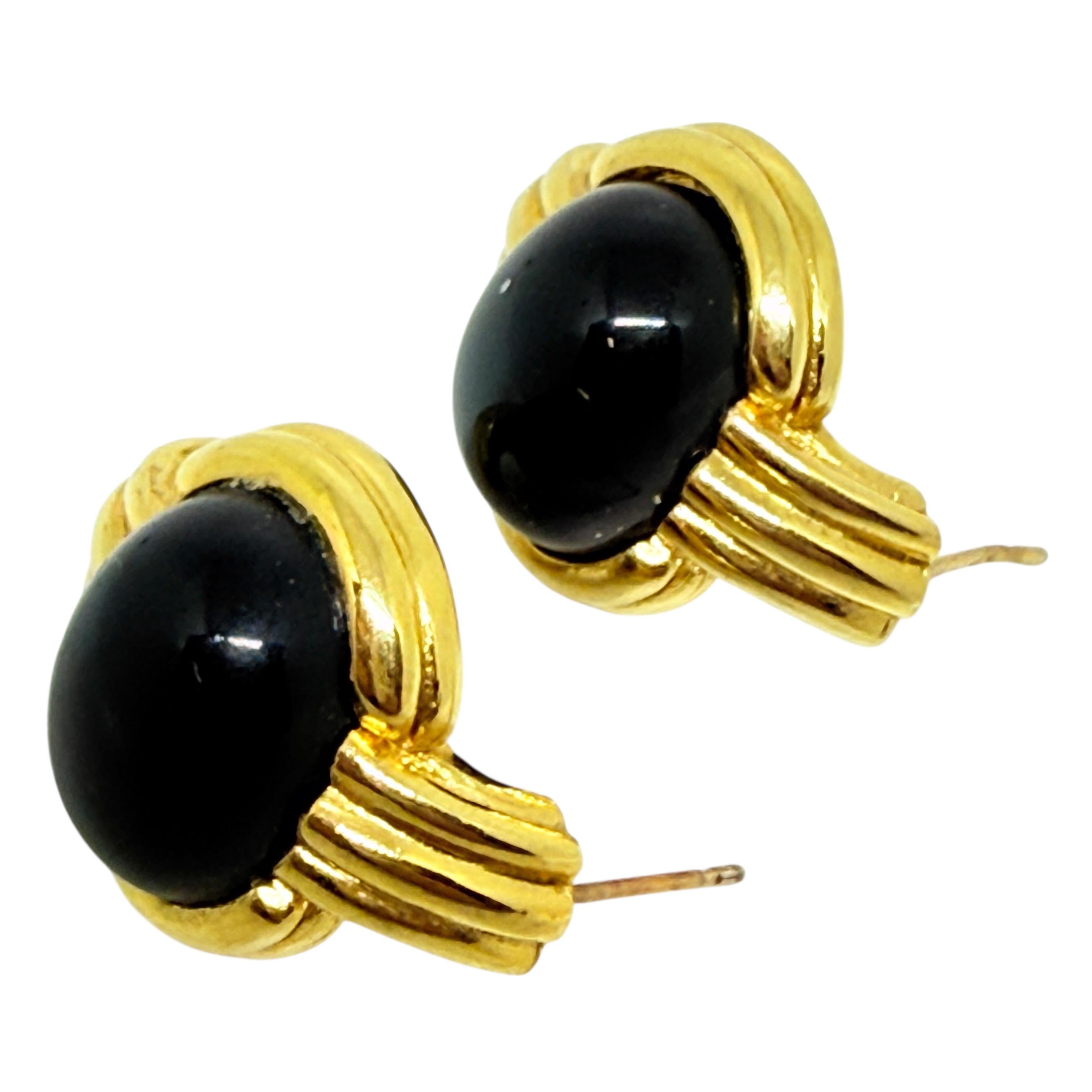 GIVENCHY signiert Jahrgang 80er Jahre Goldton schwarz Designer Ohrringe durchbohrt für Damen oder Herren im Angebot