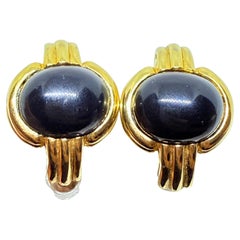 GIVENCHY signed vintage 80
s gold tone black designer pierced earrings