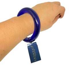 GIVENCHY signiert vintage neu kobaltblau Harz Armreif 80er Jahre Designer-Armband