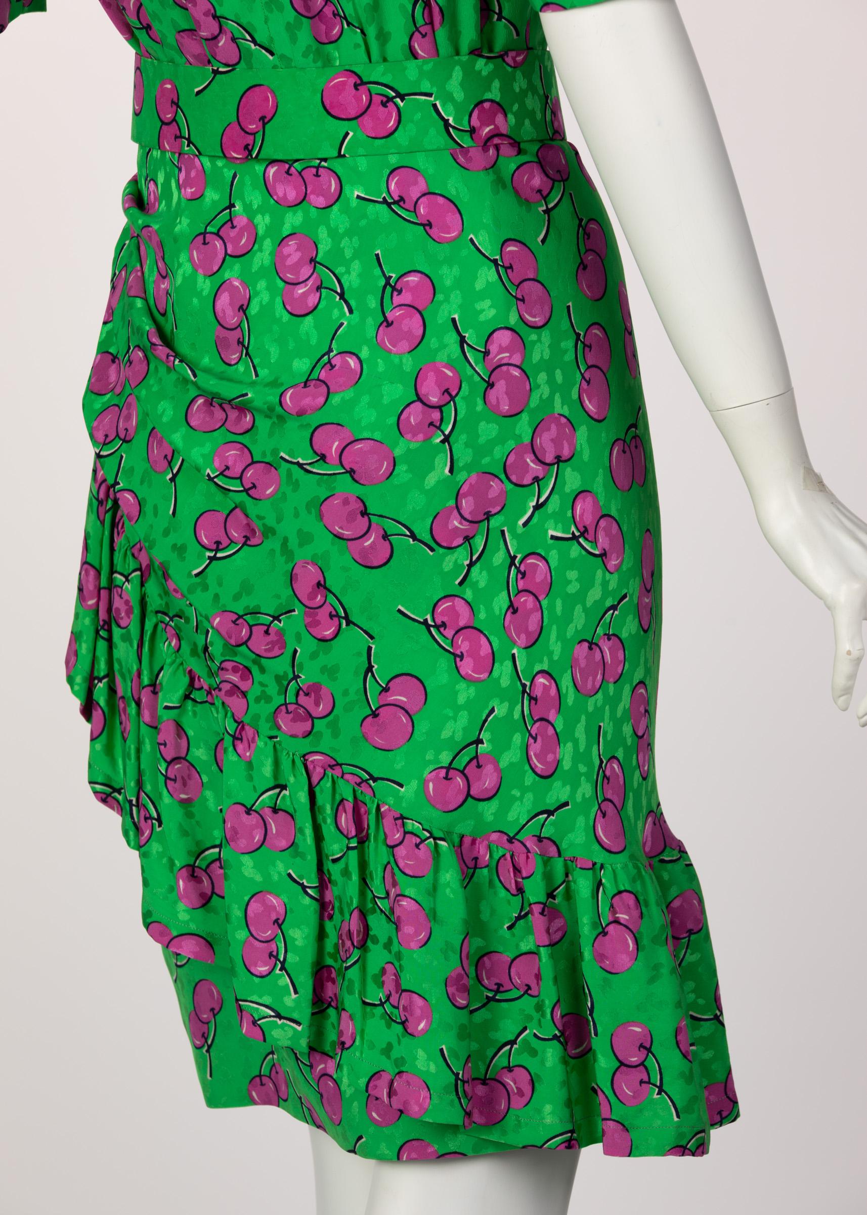 Givenchy Silk Green Cherry Print Cocktail Dress, 1980s For Sale 5