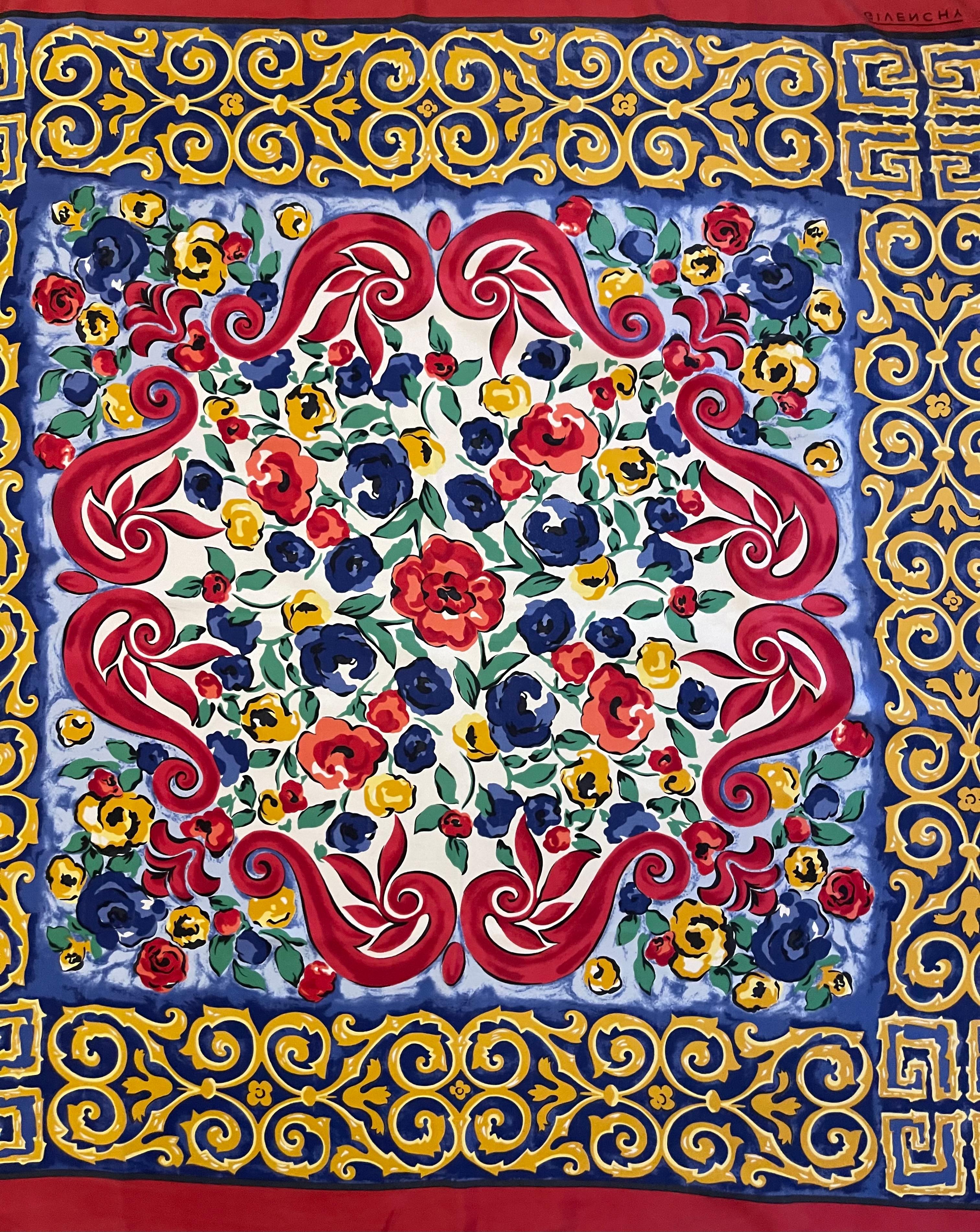 Pañuelo de Seda Givenchy Rojo y Flor. Los colores vibrantes y atrevidos de este pañuelo son preciosos y lo convierten en un artículo llamativo para añadir a tu colección. El diseño de este pañuelo es exclusivo de la marca Givemchy, lo que lo