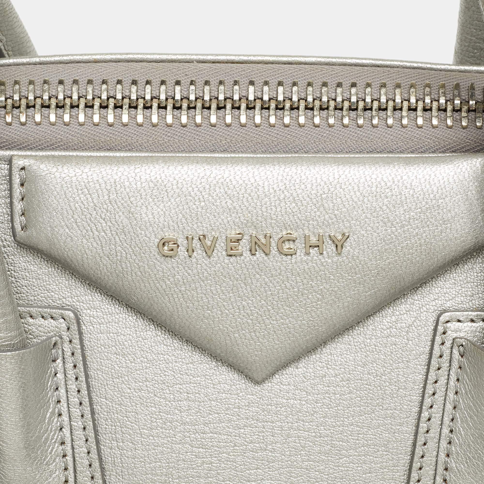 Women's Givenchy Silver Leather Small Antigona Satchel For Sale