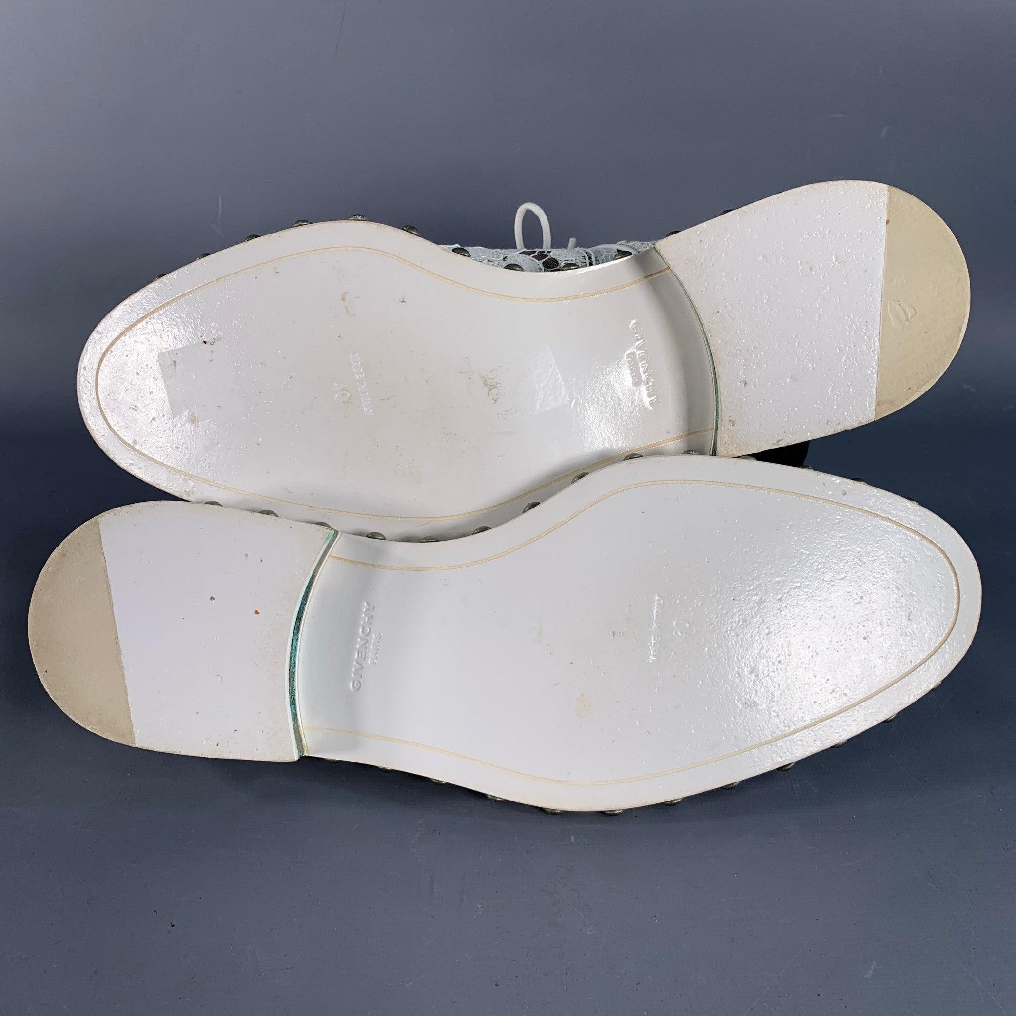 GIVENCHY Size 10 White Leather Lace Studded Derby Shoes For Sale 2