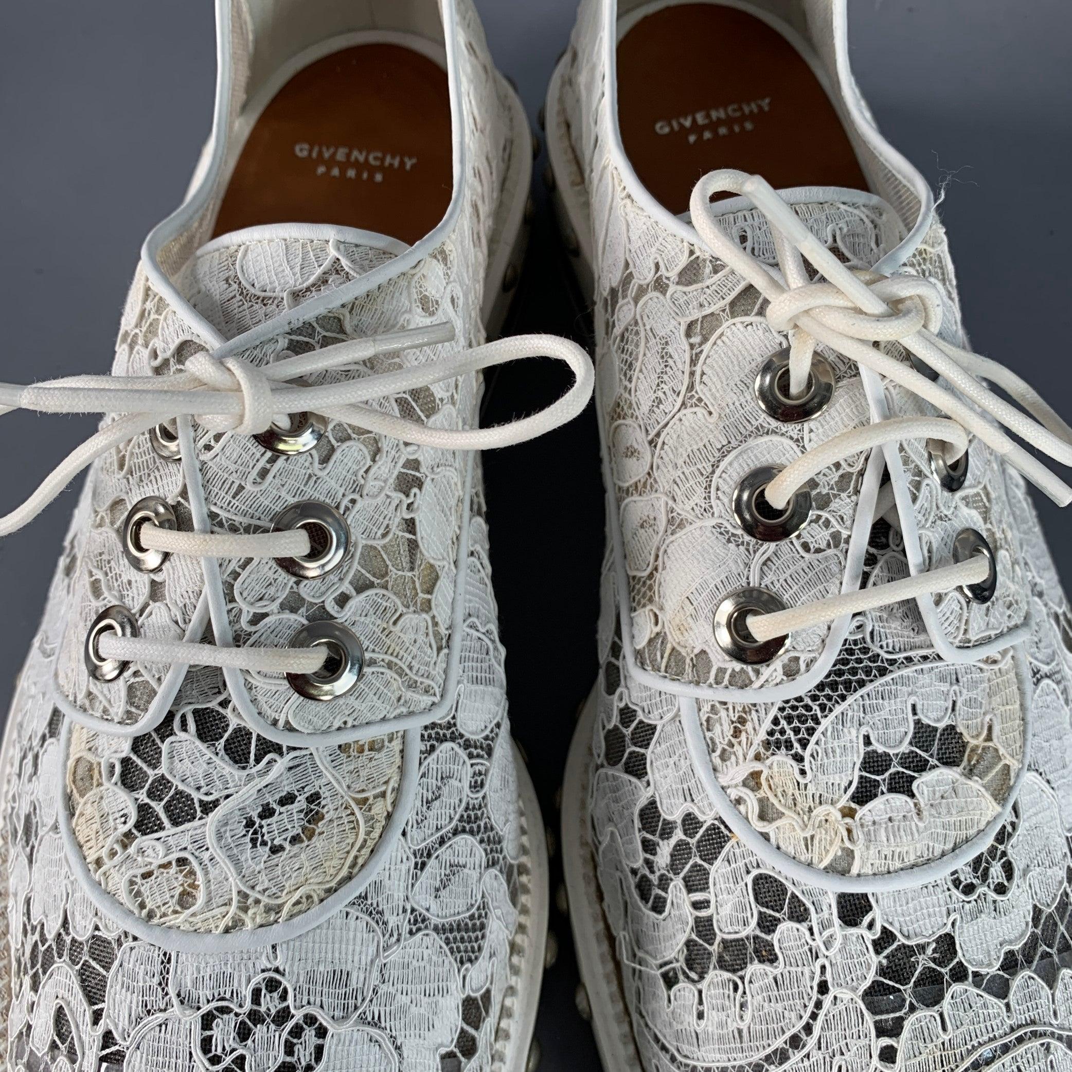 GIVENCHY Size 10 White Leather Lace Studded Derby Shoes For Sale 5
