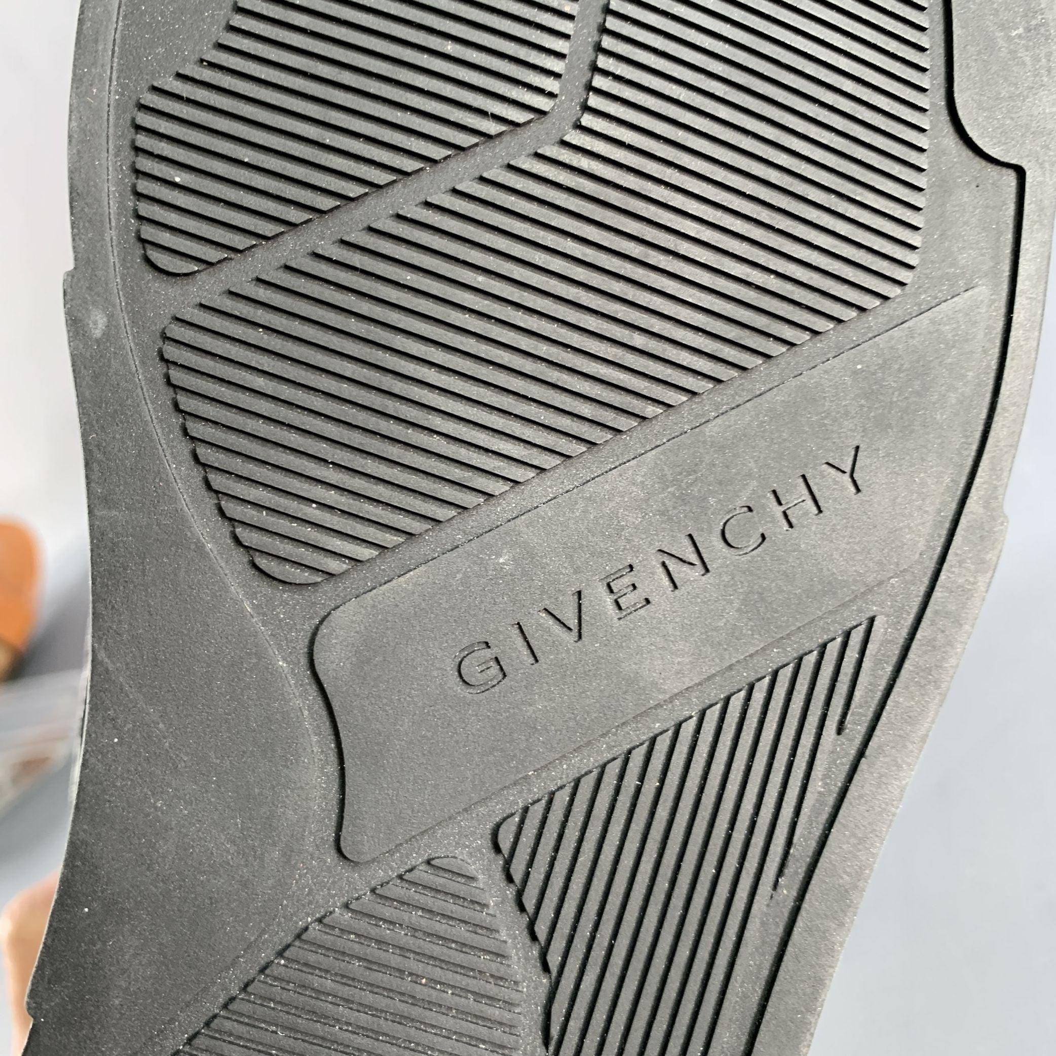 GIVENCHY Size 11 Black White Checkered Leather High Top Sneakers For Sale 4