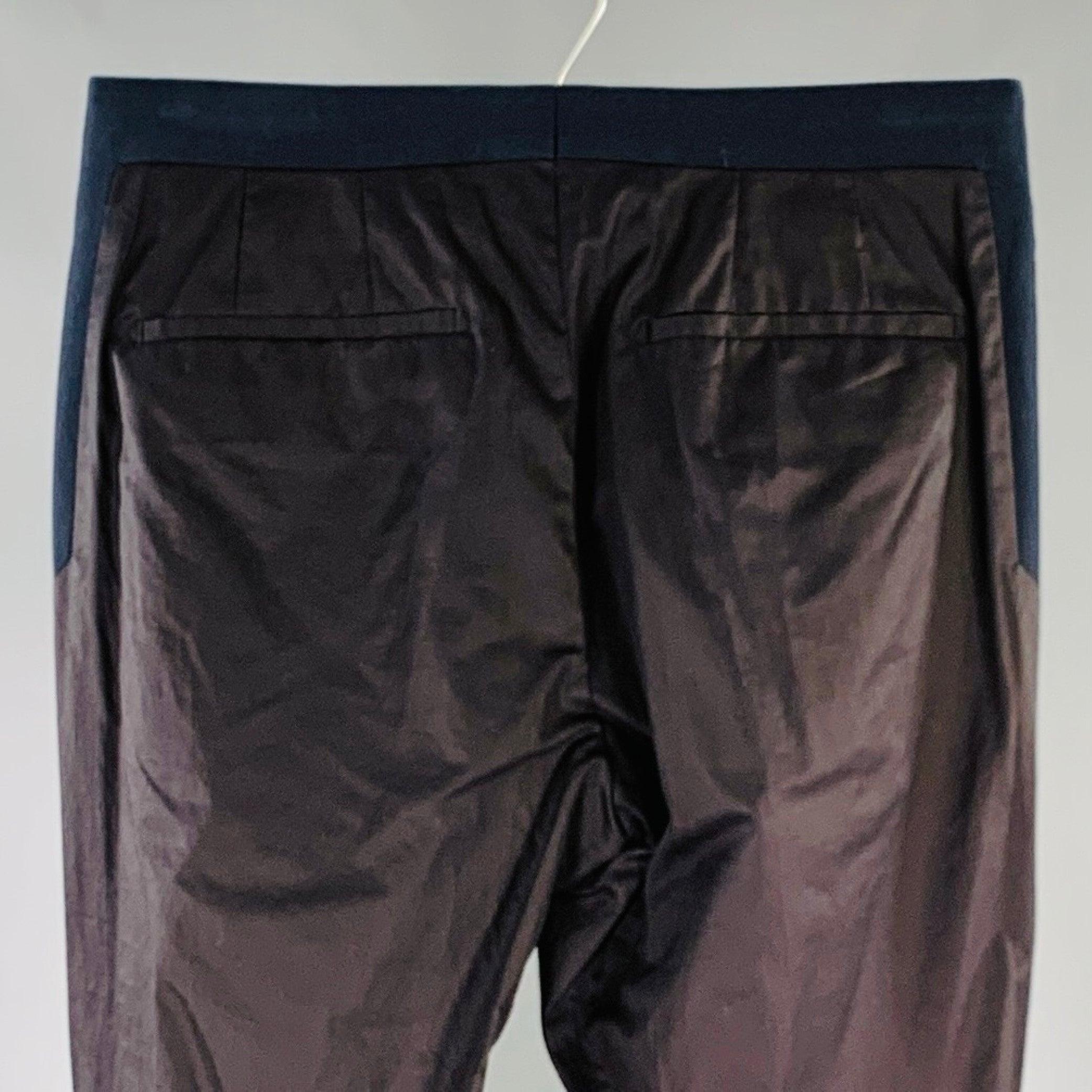 GIVENCHY Size 30 Black Navy Two Toned Cotton Flat Front Dress Pants In Good Condition For Sale In San Francisco, CA