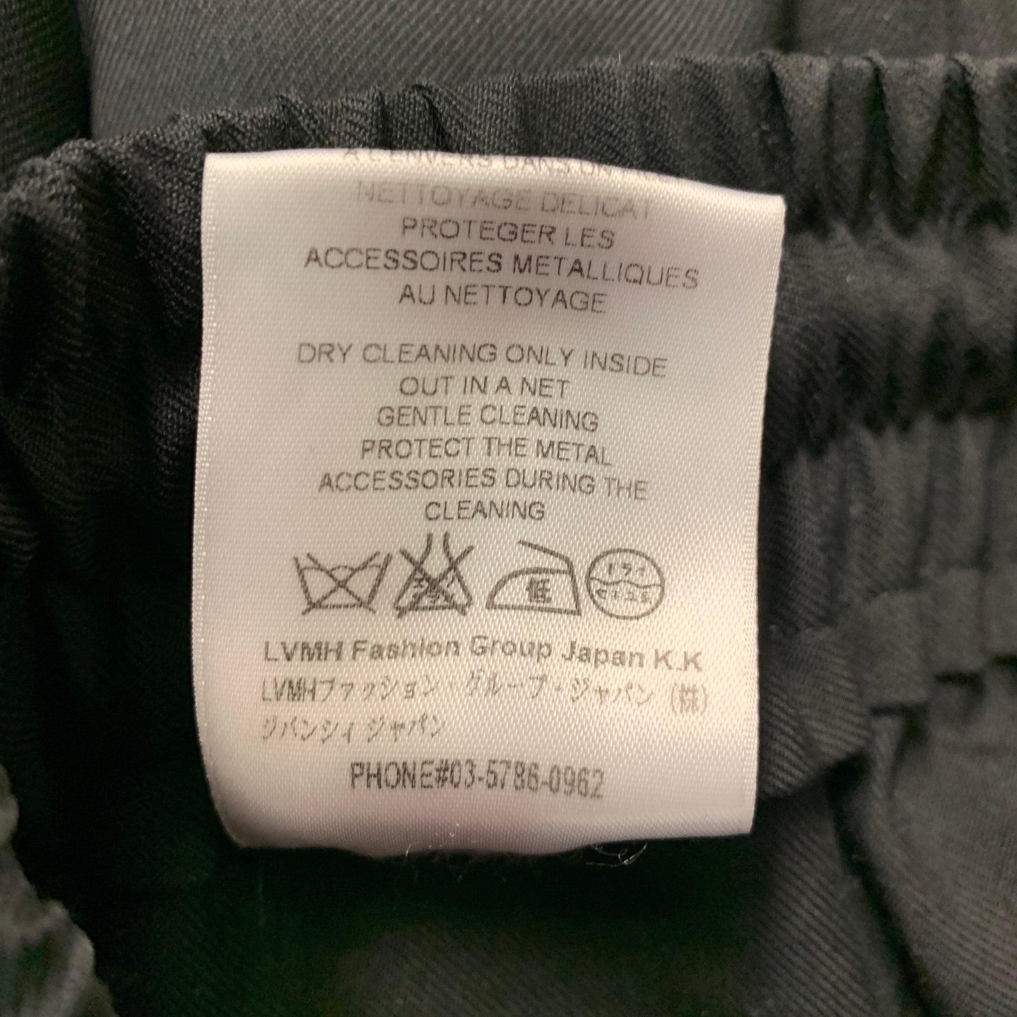 GIVENCHY Taille 30 - Pantalon casual en laine noire à ceinture élastique en vente 4