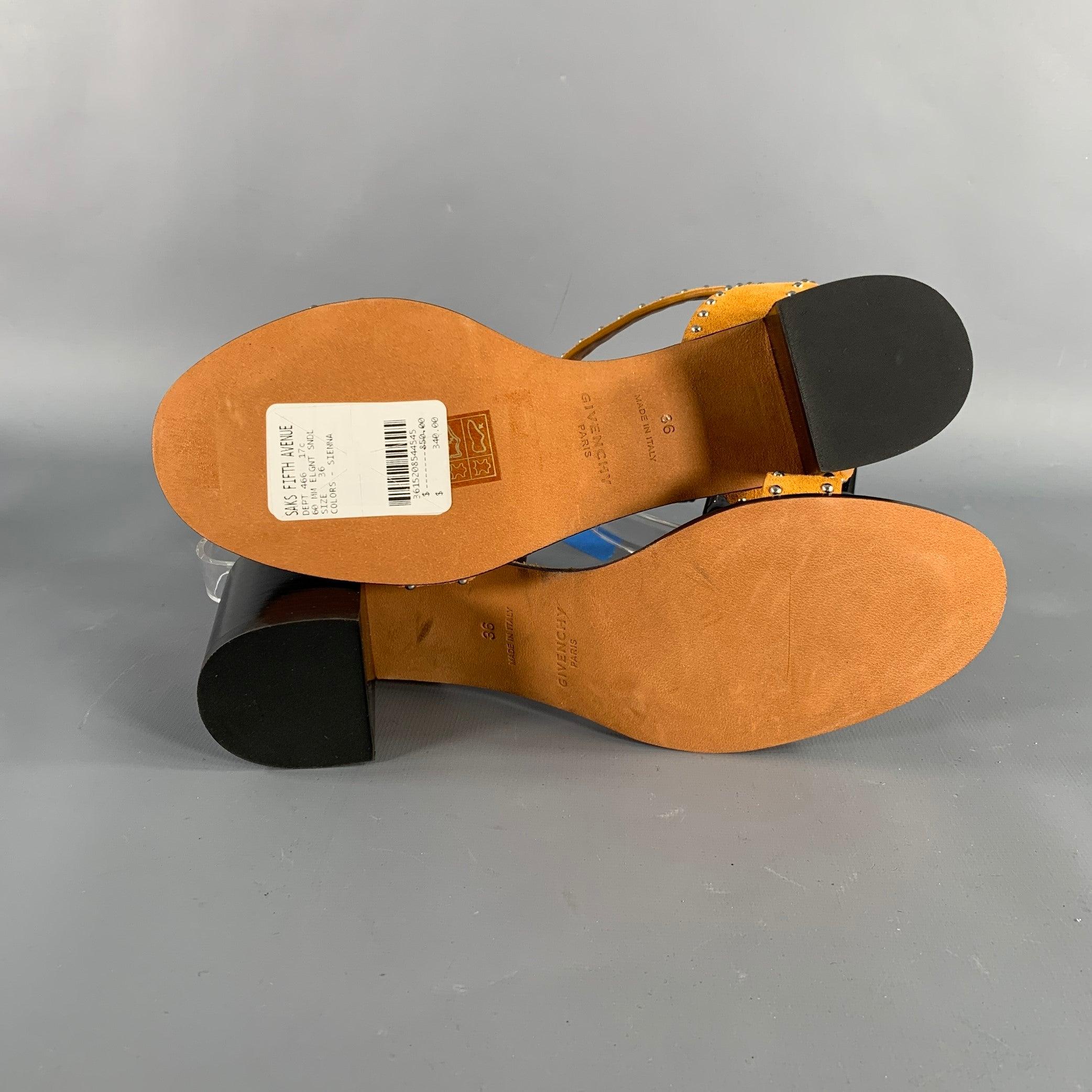 GIVENCHY Taille 6 Jaune moutarde Sandales à lanières en daim en vente 2
