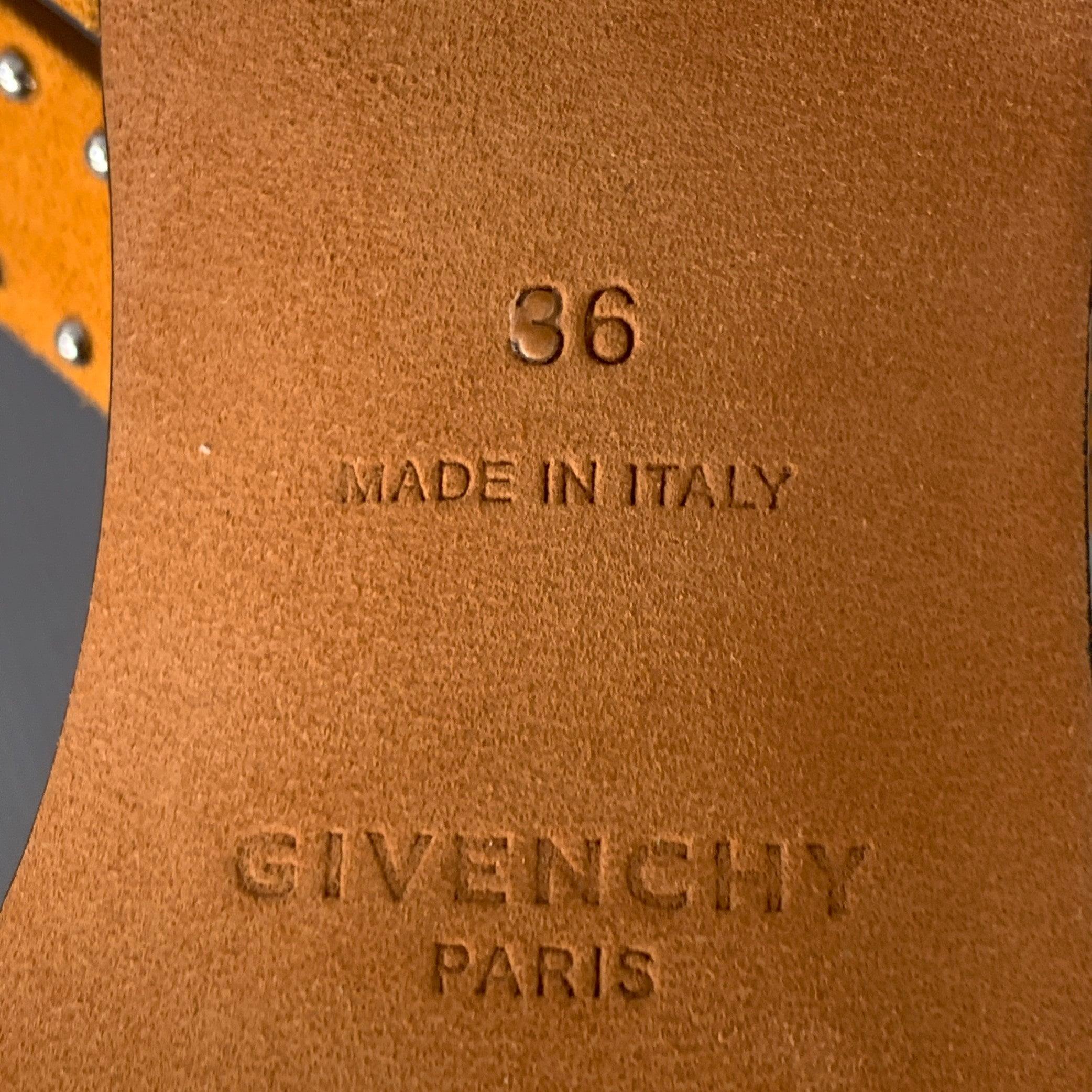 GIVENCHY Taille 6 Jaune moutarde Sandales à lanières en daim en vente 4