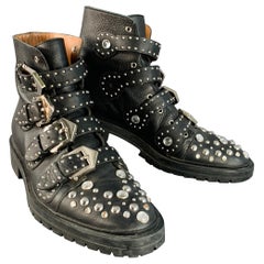GIVENCHY Taille 8 Bottes en cuir noir clouté avec ceinture