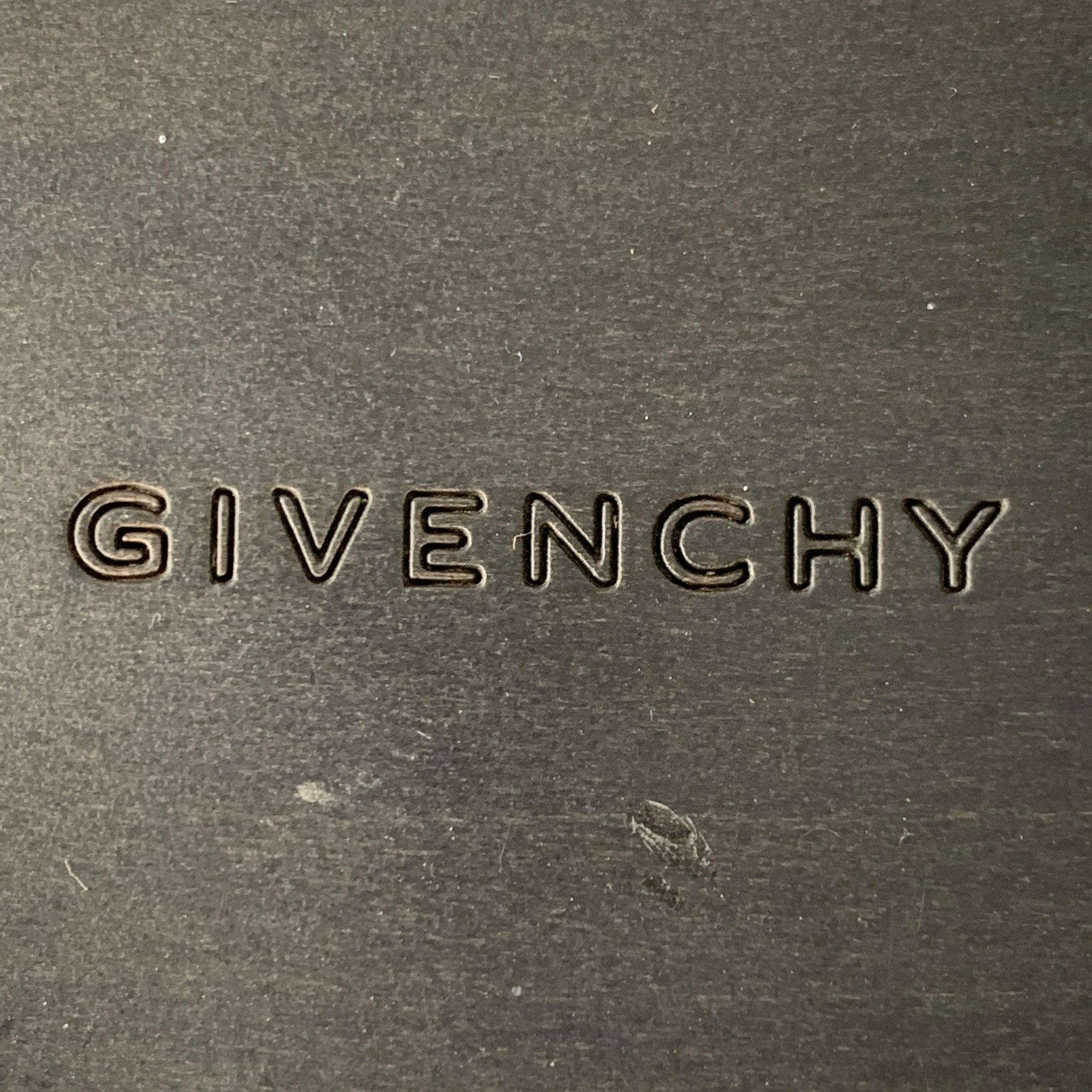 GIVENCHY Sandali zoccolo con borchie in pelle nera e argento taglia 9 in vendita 1