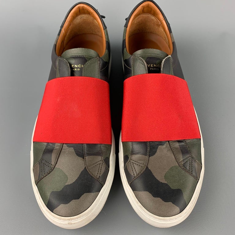 ❤️sold❤️@givenchy camo leather low tops Size 41/US8 (retail
