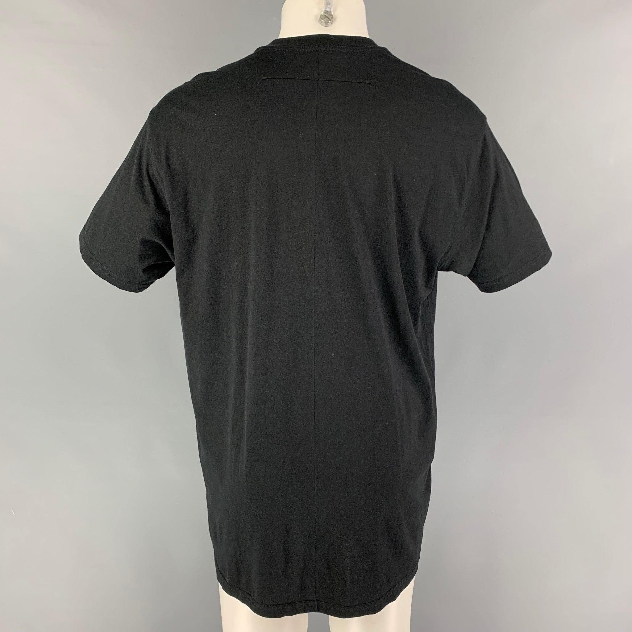 GIVENCHY Size S Black Applique Cotton Oversized T-shirt In Good Condition For Sale In San Francisco, CA