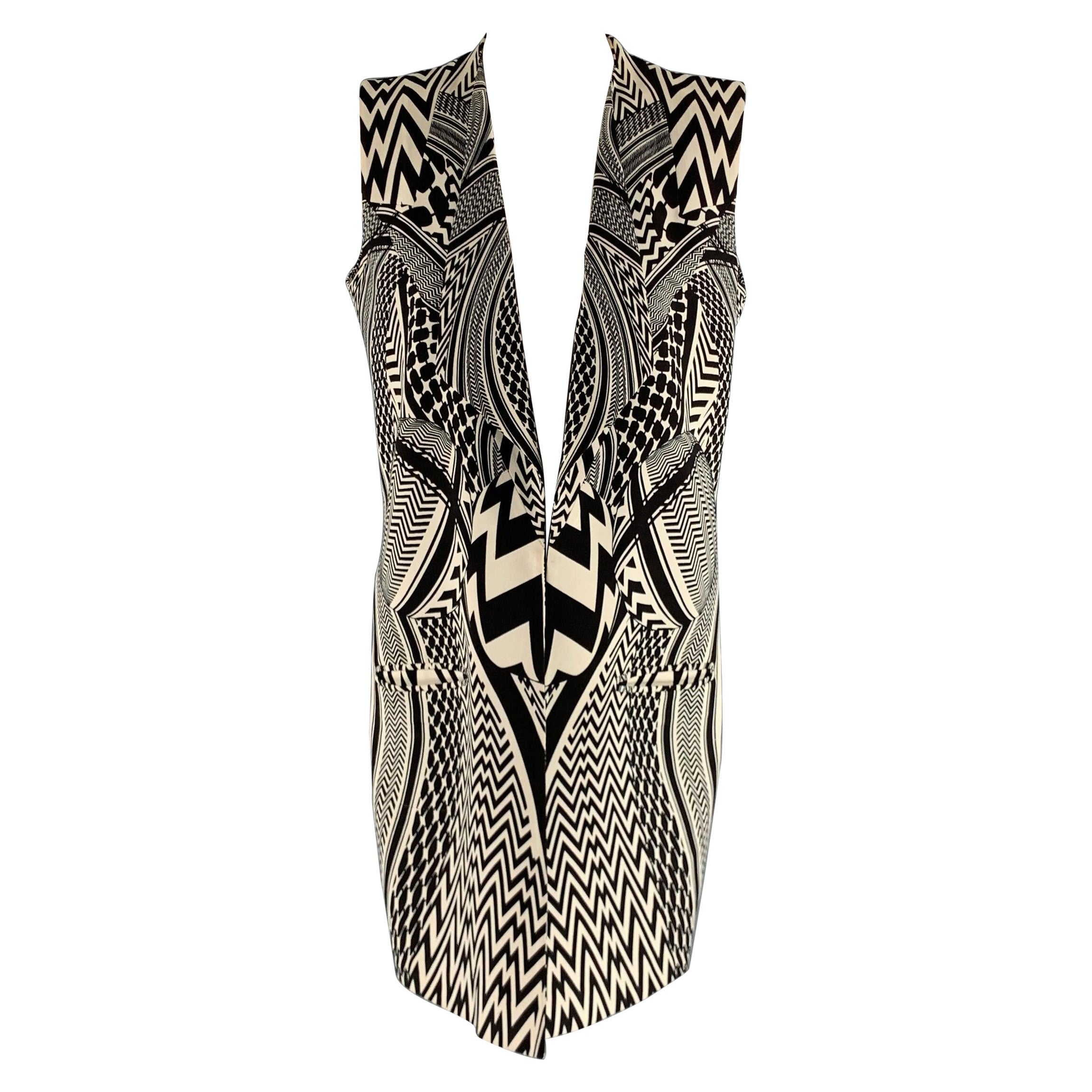 GIVENCHY SS10 Size M Black White Geometric Open Front Vest im Angebot