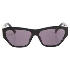 Givenchy SS24 Black Cat-eye Logo Detail Sunglasses