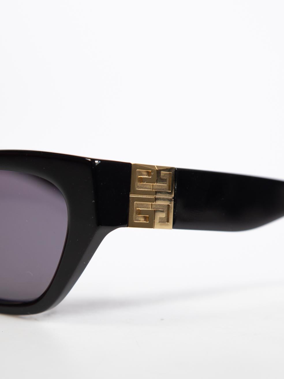 Givenchy SS24 Schwarze Katzenaugen-Sonnenbrille 4