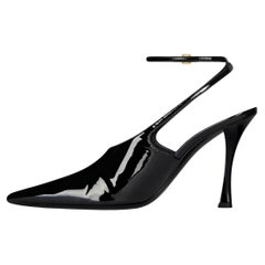 GIVENCHY SS24 Escarpins Show en cuir verni