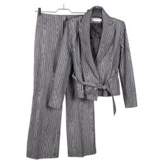 Traje Givenchy (chaqueta y pantalón) / talla 40 / excelente estado