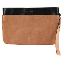 GIVENCHY Hellbraune & schwarze COLORBLOCK-Clutch aus Leder