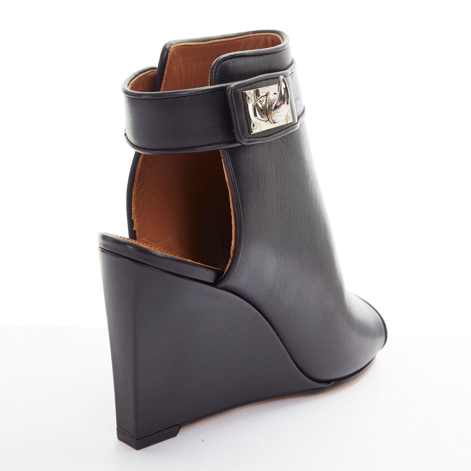 GIVENCHY TISCI black leather peep toe silver shark tooth lock wedge EU36 US6 4