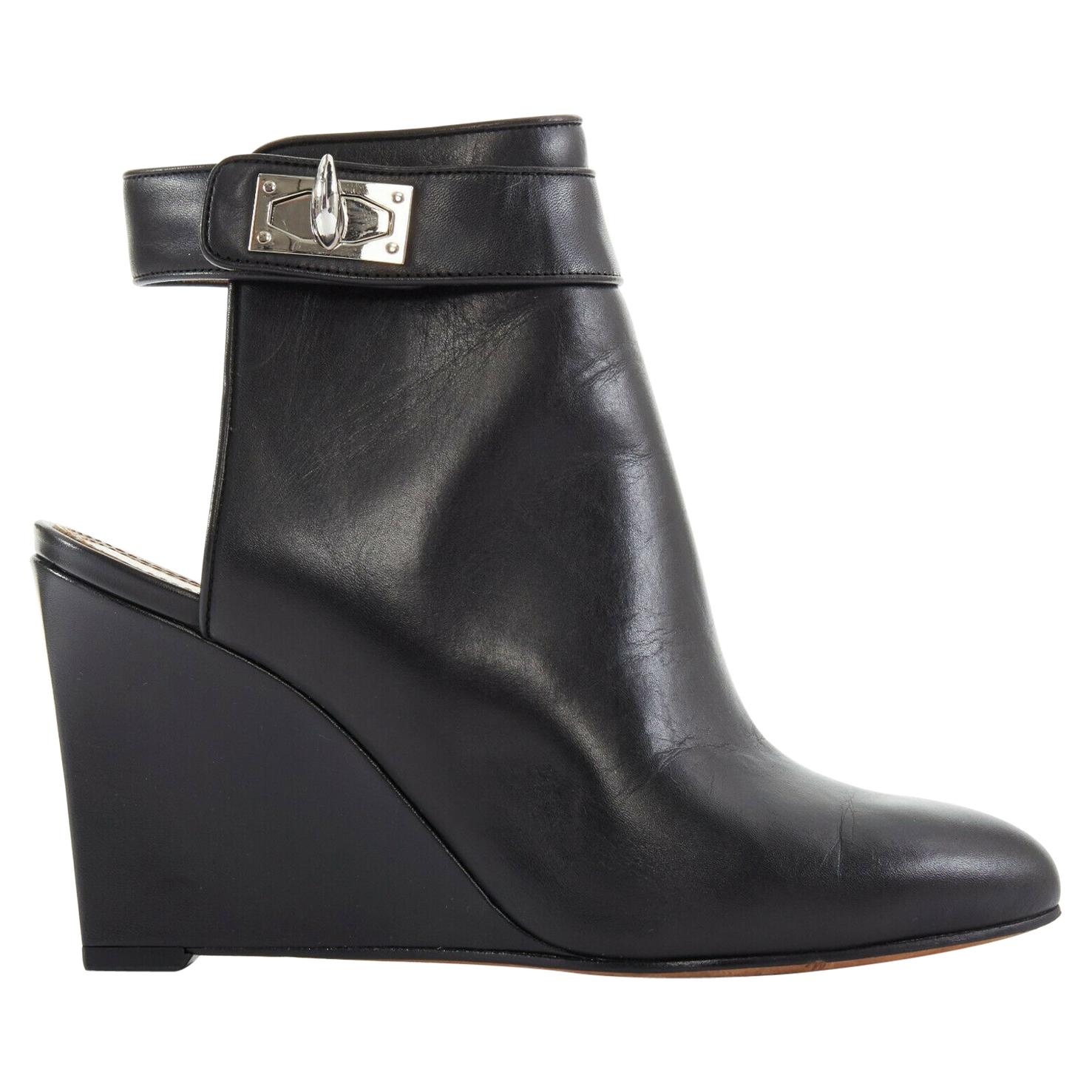 GIVENCHY TISCI black leather sharktooth turn lock mule ankle bootie wedge EU37.5