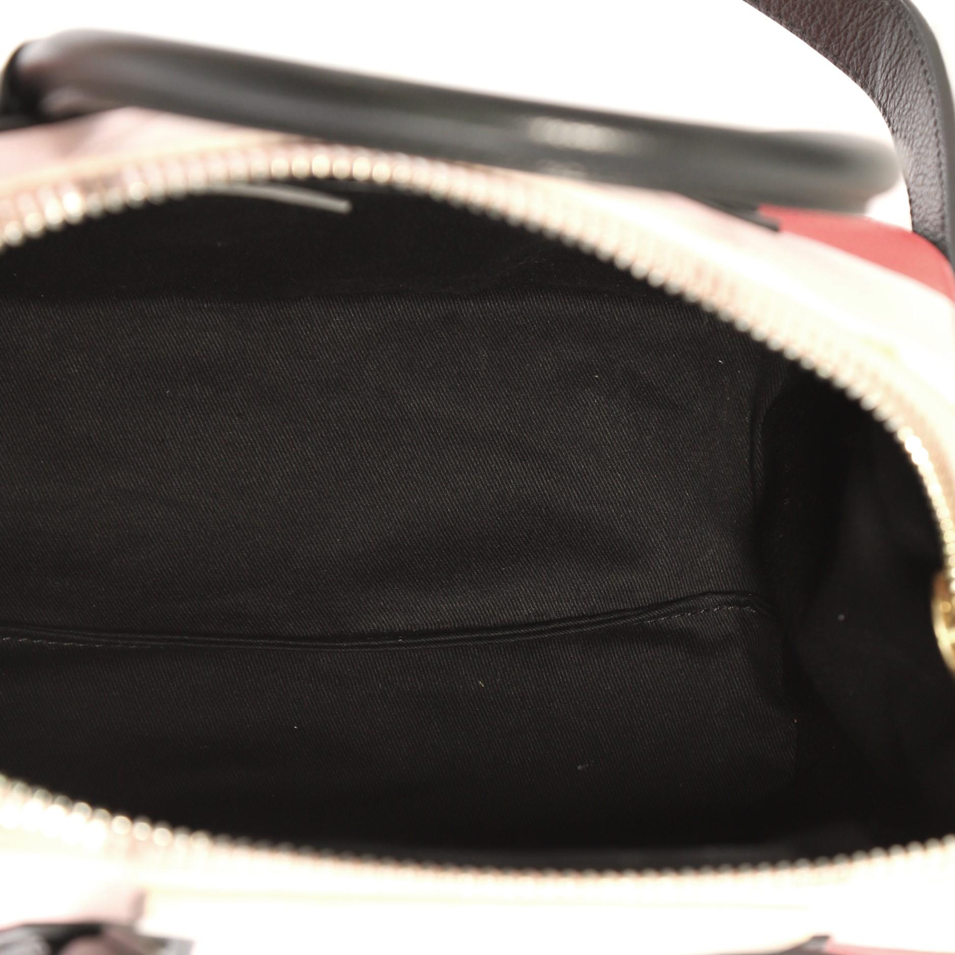 Givenchy Tricolor Antigona Bag Leather Medium In Good Condition In NY, NY