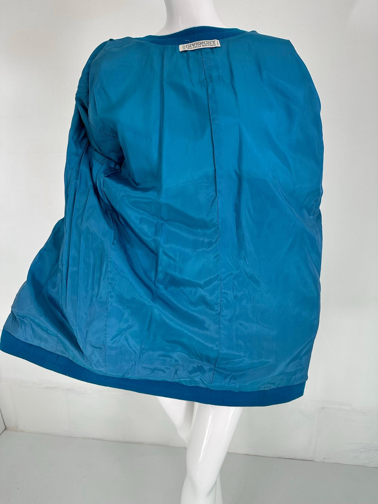 Givenchy Turquoise Wool Open Front Swing Coat with Angled Pockets 1980s For Sale 5