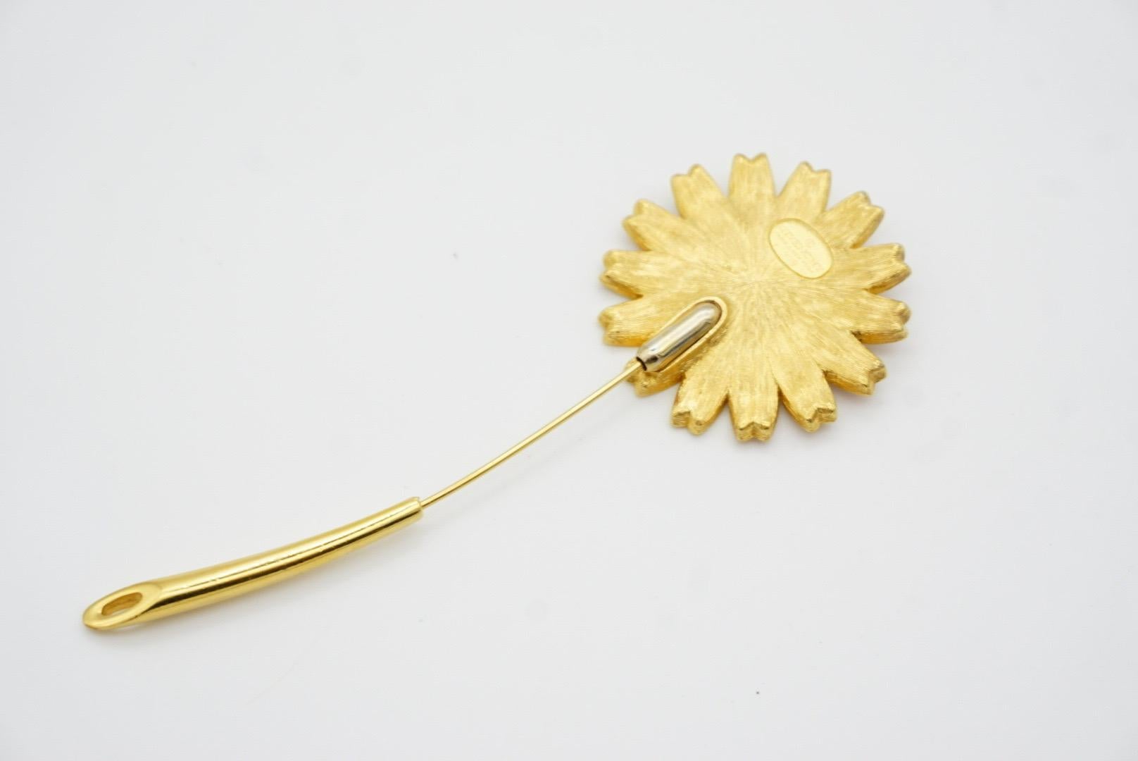 Givenchy Vintage 1979 Gripoix Red Crystal Pink Enamel Daisy Flower Long Brooch For Sale 8