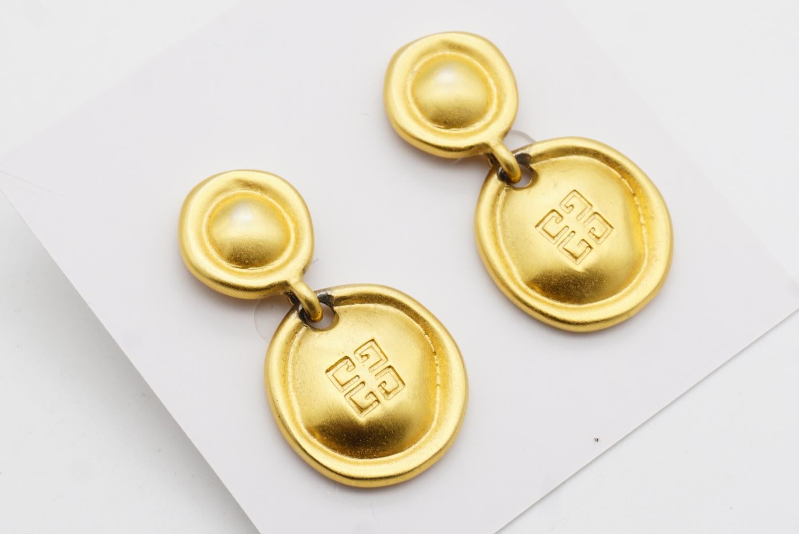 Givenchy Vintage 1980 4G Logo Monogram Double Button Drop Gold Pierced Earrings For Sale 3