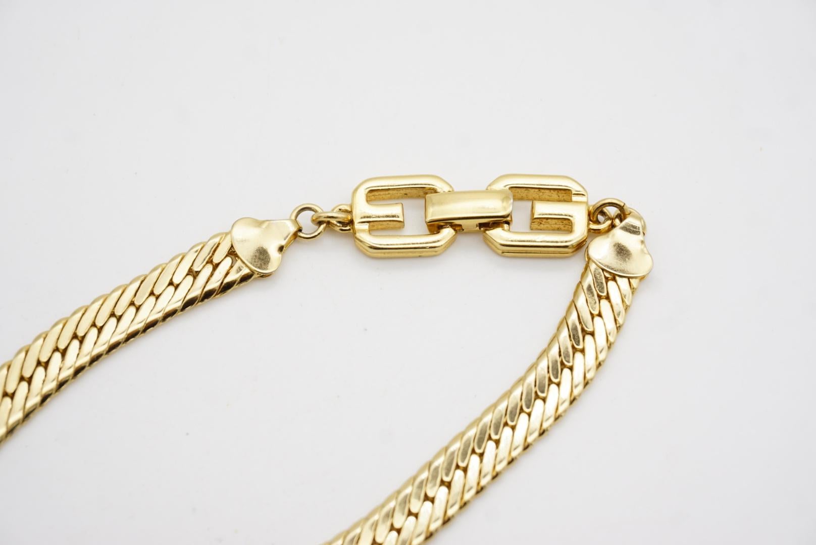 Givenchy Vintage 1980 Logo Interlocked Chain Link Flat Snake Curb Collana Lunga in vendita 5