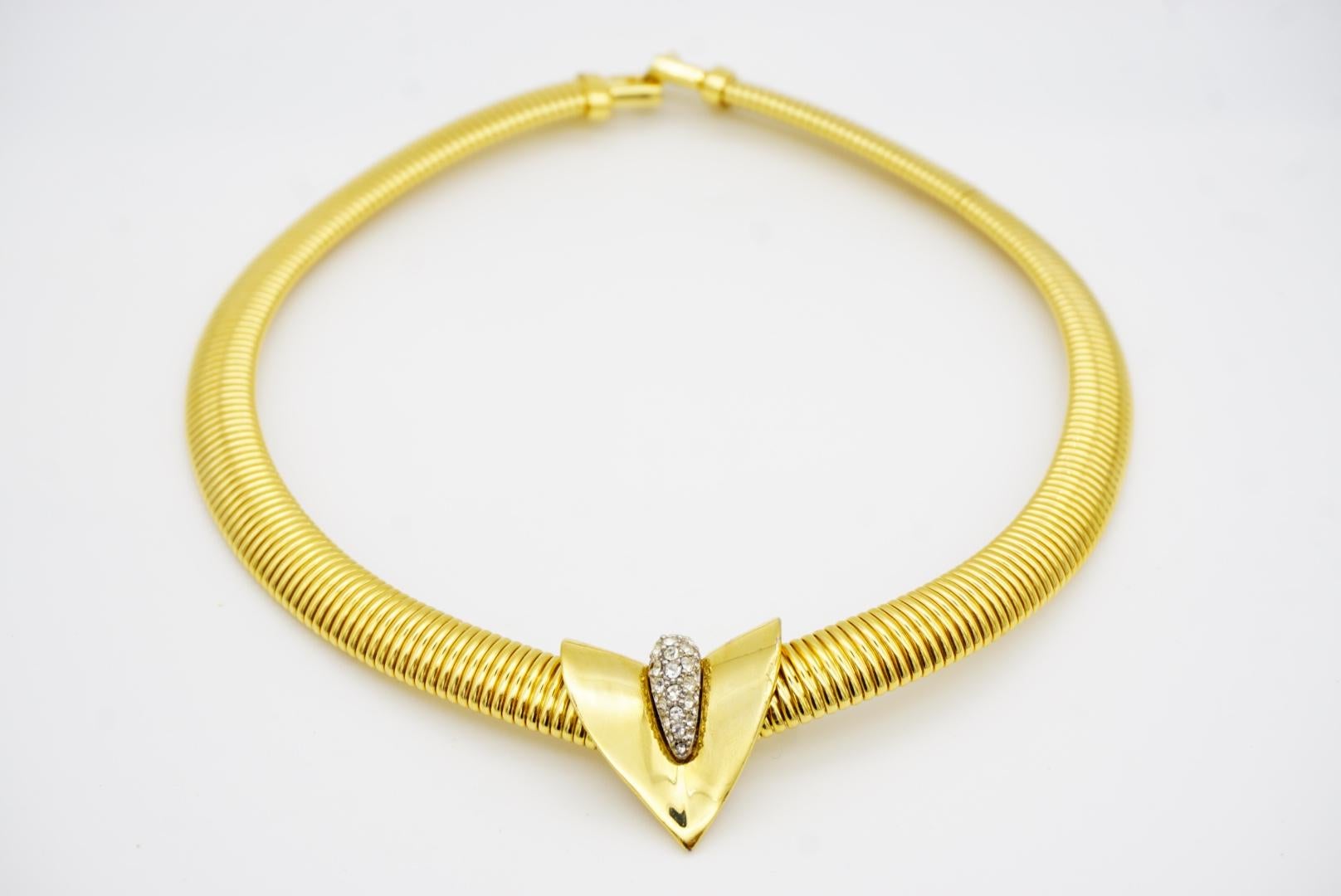 Givenchy Vintage 1980 Triangle Arrow Crystals Omega Ribbed Silver Gold Necklace For Sale 3