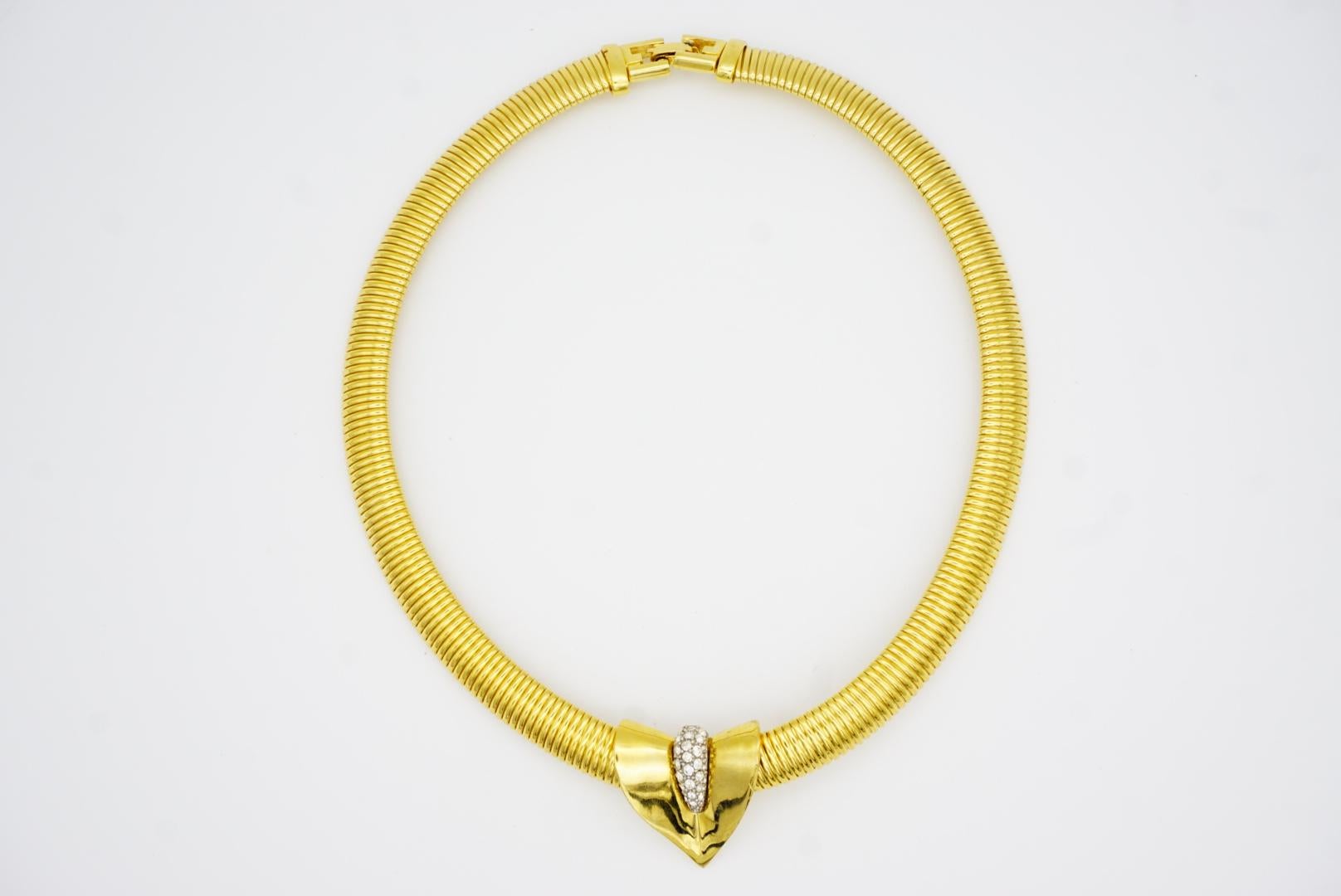 Givenchy Vintage 1980 Triangle Arrow Crystals Omega Ribbed Silver Gold Necklace For Sale 4