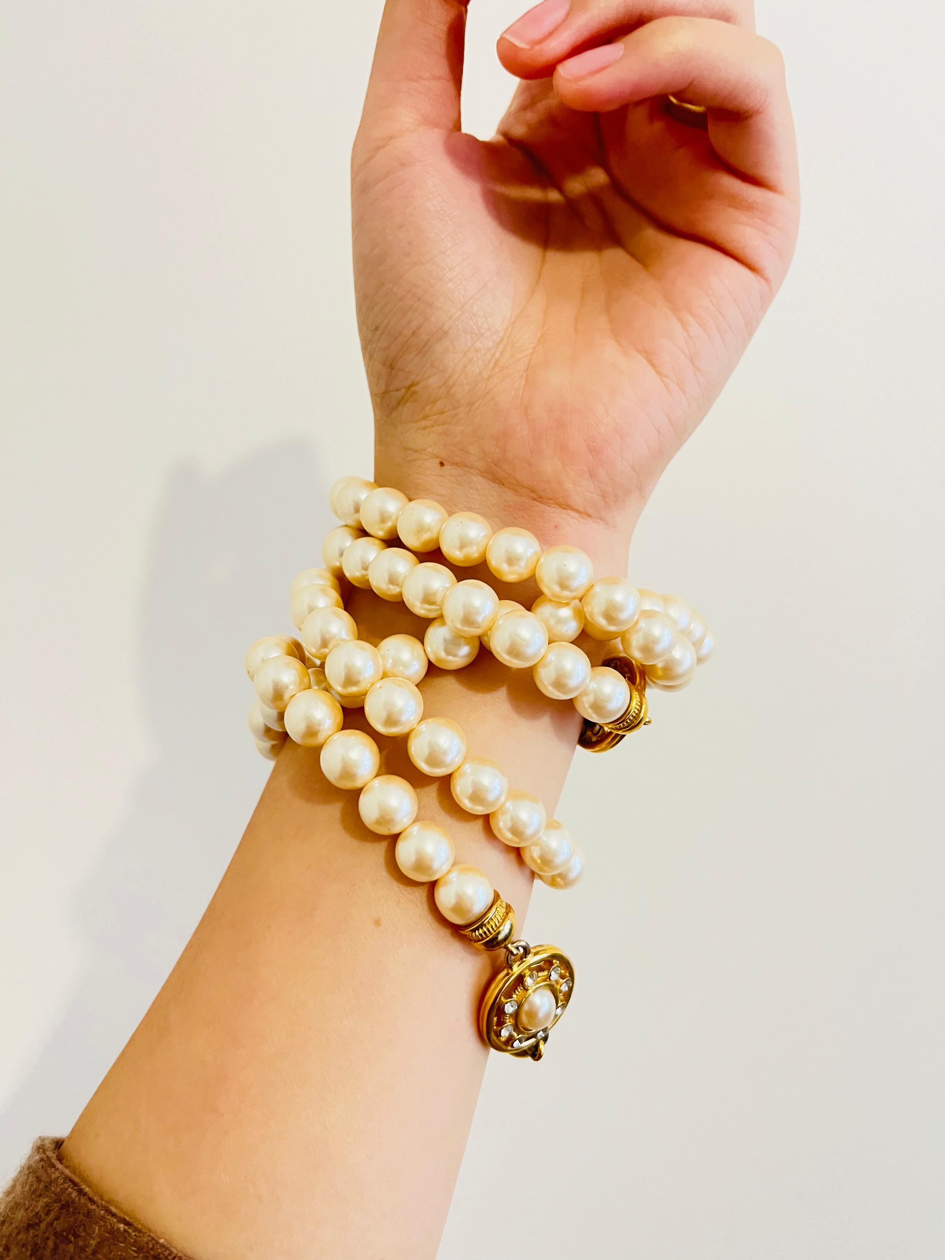 Givenchy Vintage 1980 White Pearl Beads Four Oval Crystal Pendant Long Necklace For Sale 8
