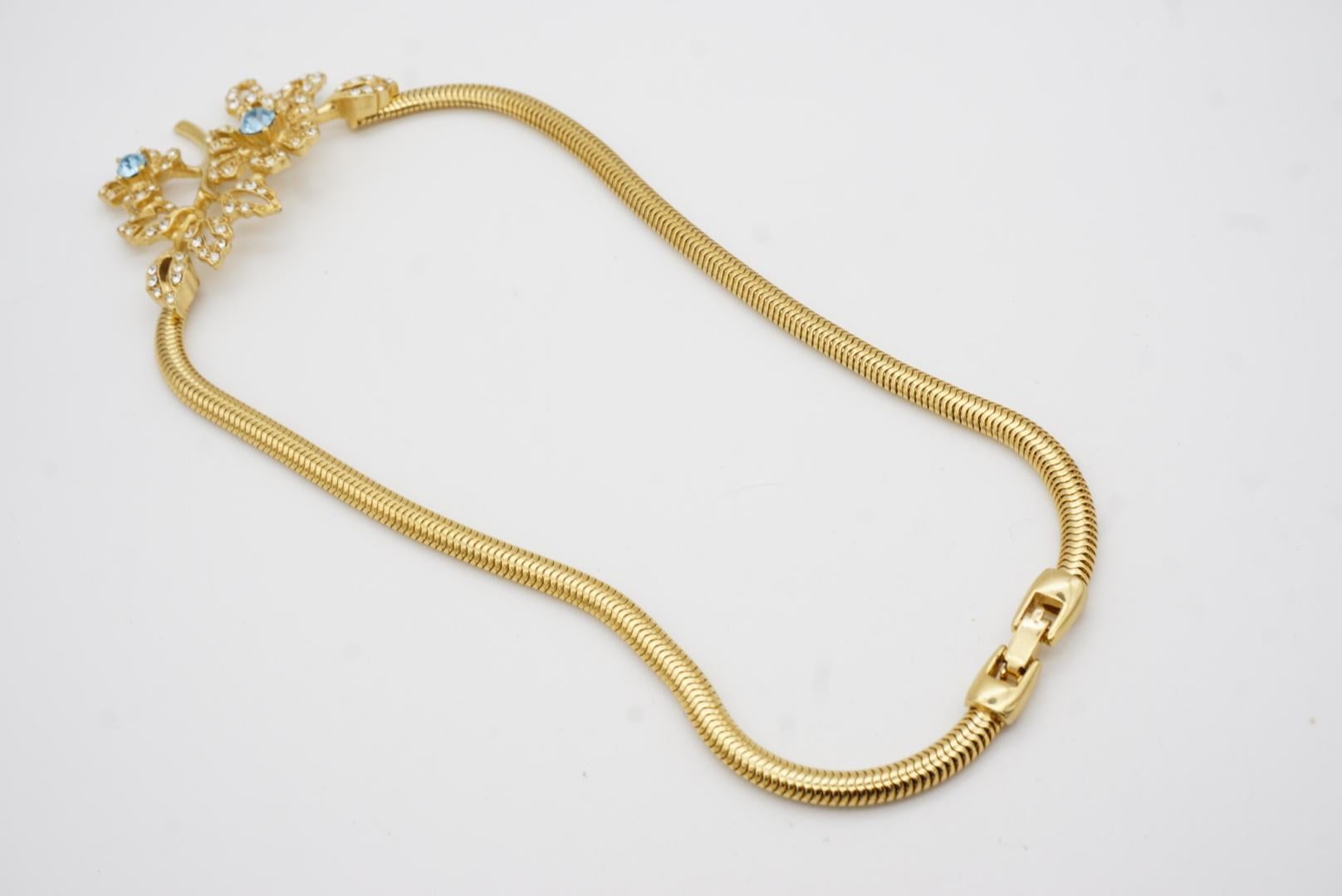 Givenchy Vintage 1980s Aqua Cluster Crystals Flower Leaf Pendant Snake Necklace For Sale 8