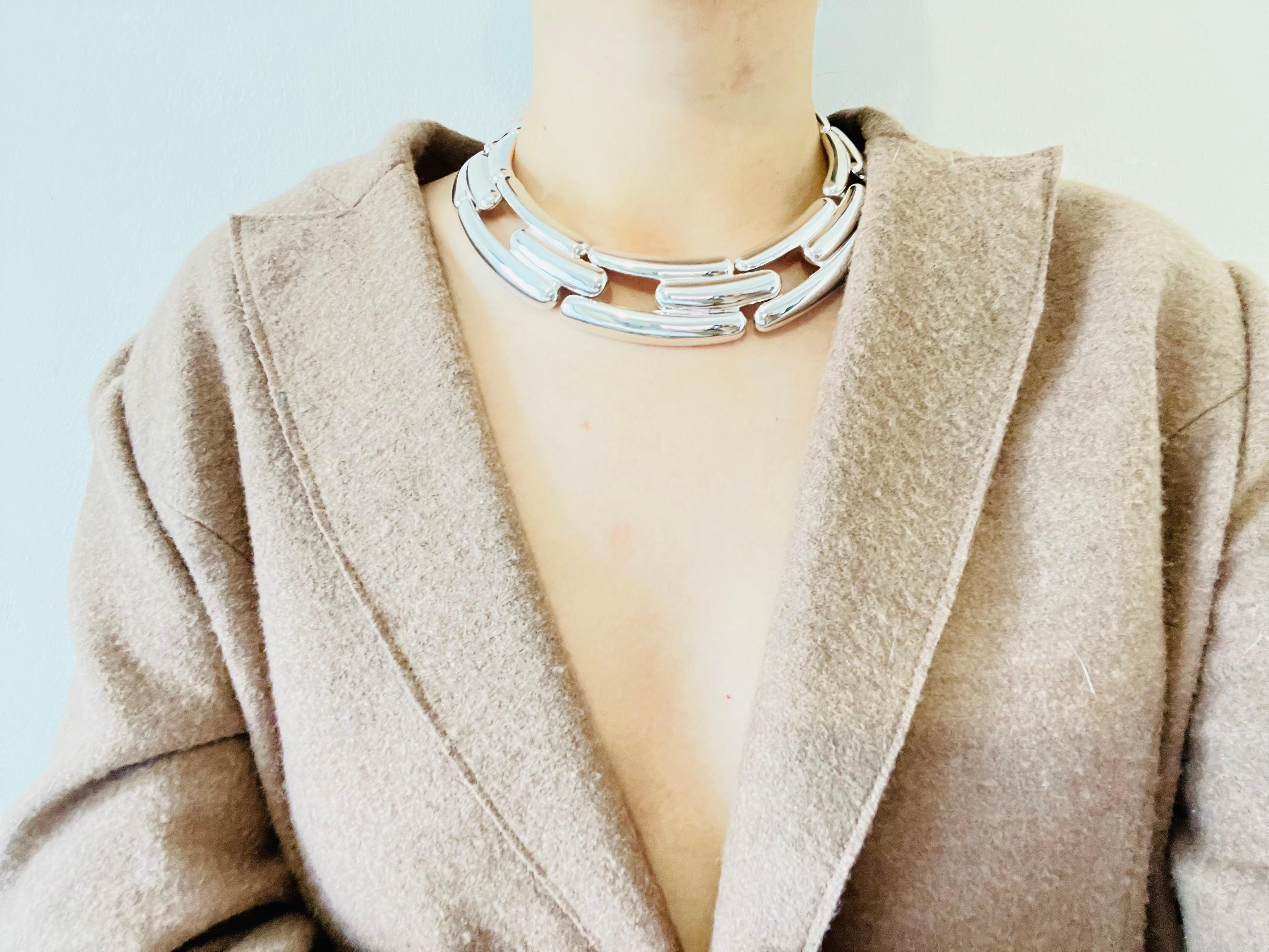 Regency Givenchy Vintage 1980s Chunky Watch Link Interlock Collar Choker Silver Necklace