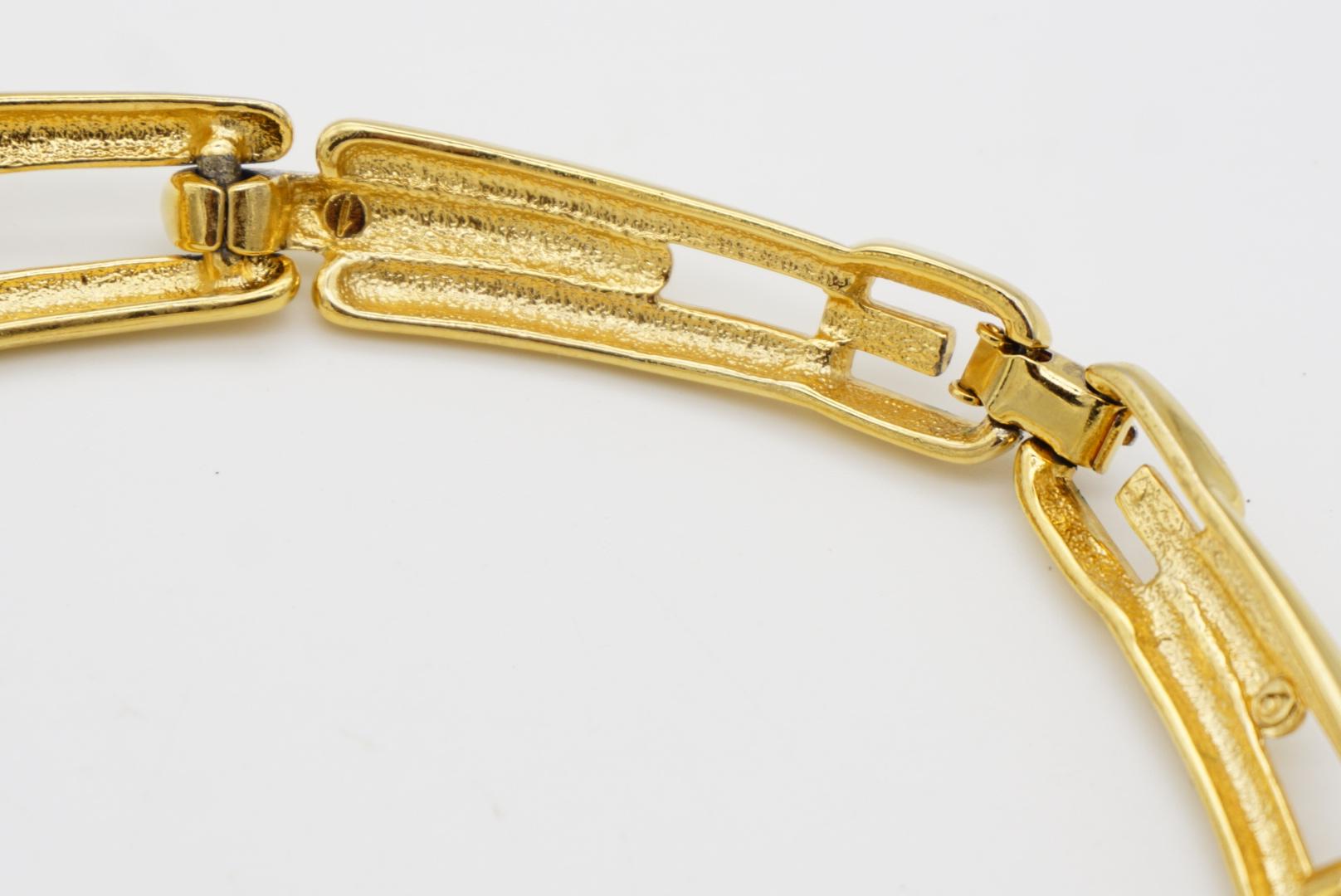 Givenchy Vintage 1980s Chunky Watch Link Interlock Gold Collar Choker Necklace For Sale 4