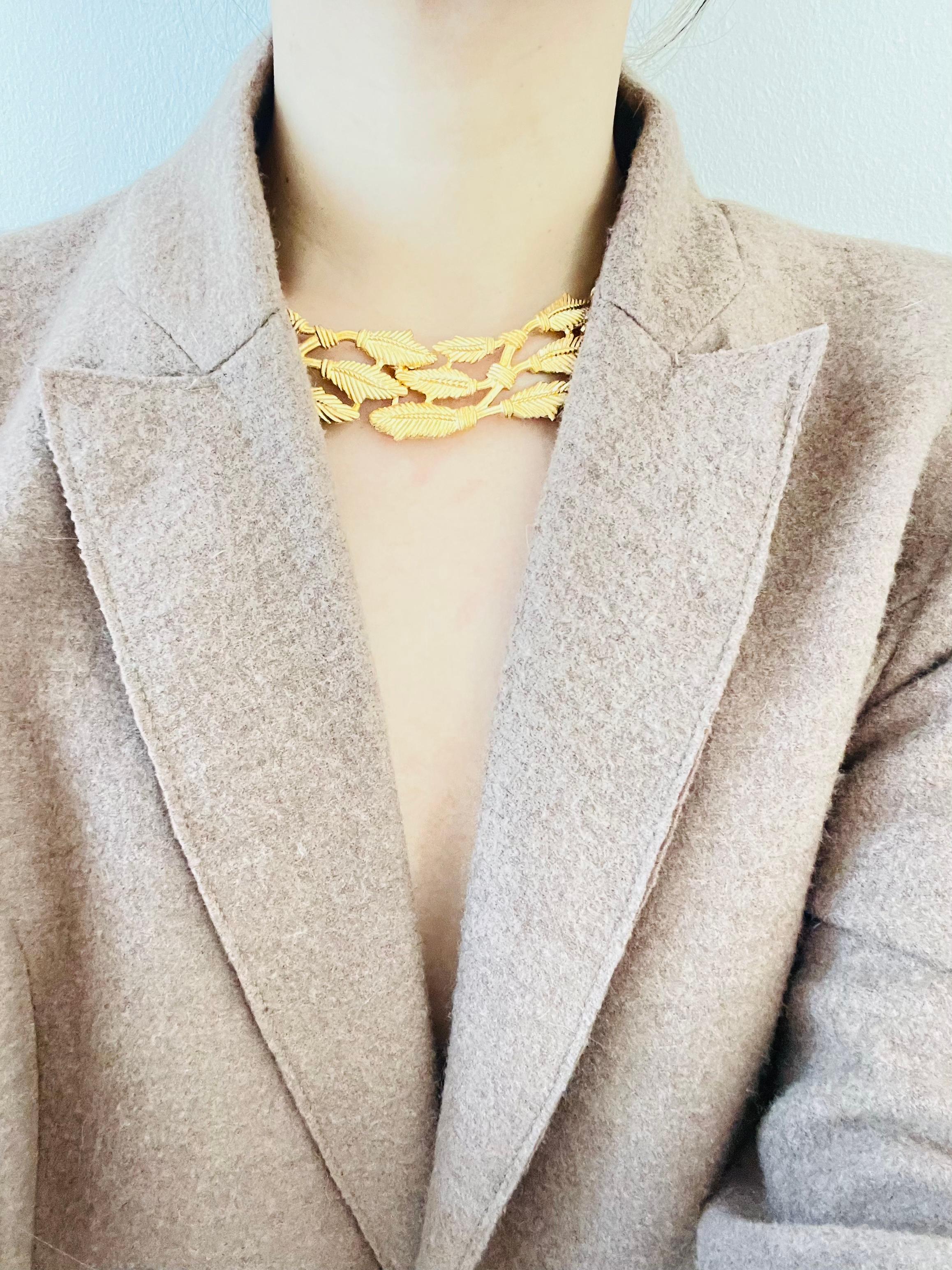 Givenchy Vintage 1980s Chunky Watch Link Trio Layer Leaf Collar Choker Necklace 1