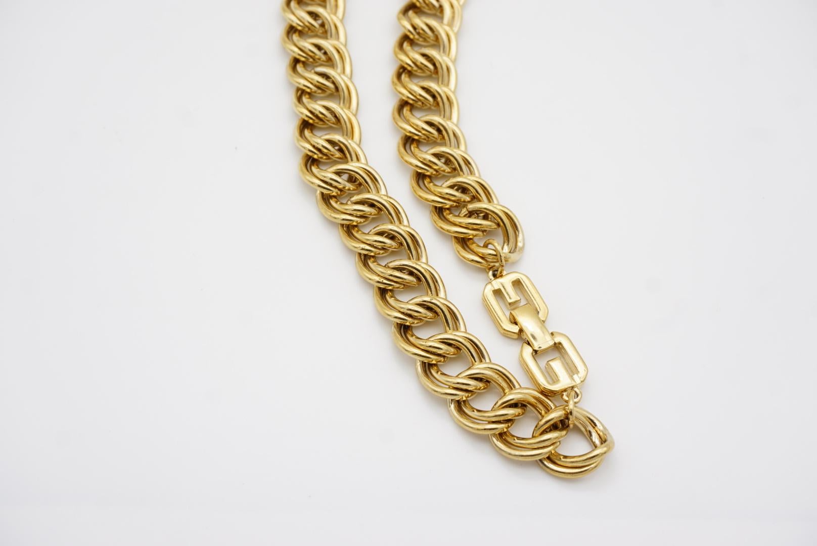 Givenchy Vintage 1980s Double Hoop Interlocked Chunky Chain Curb Link Necklace 5