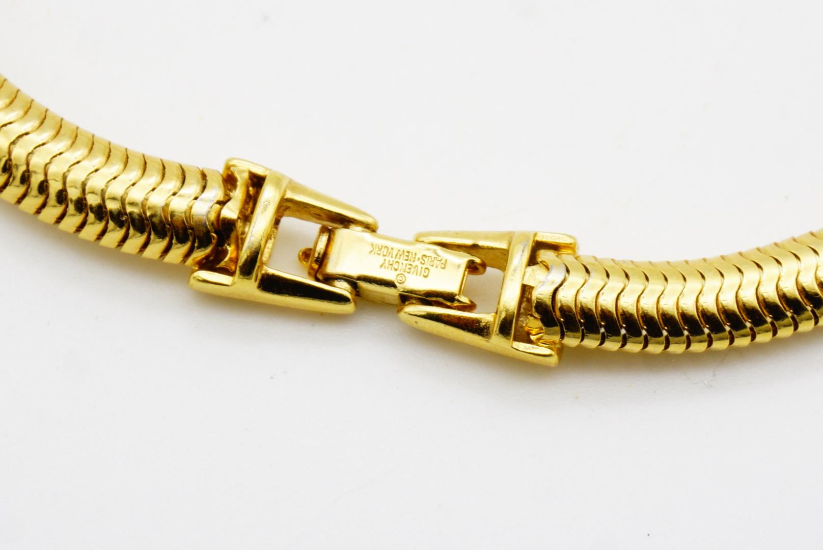 Givenchy Vintage 1980 smeraldo ovale cristalli bar ciondolo collana serpente in vendita 9