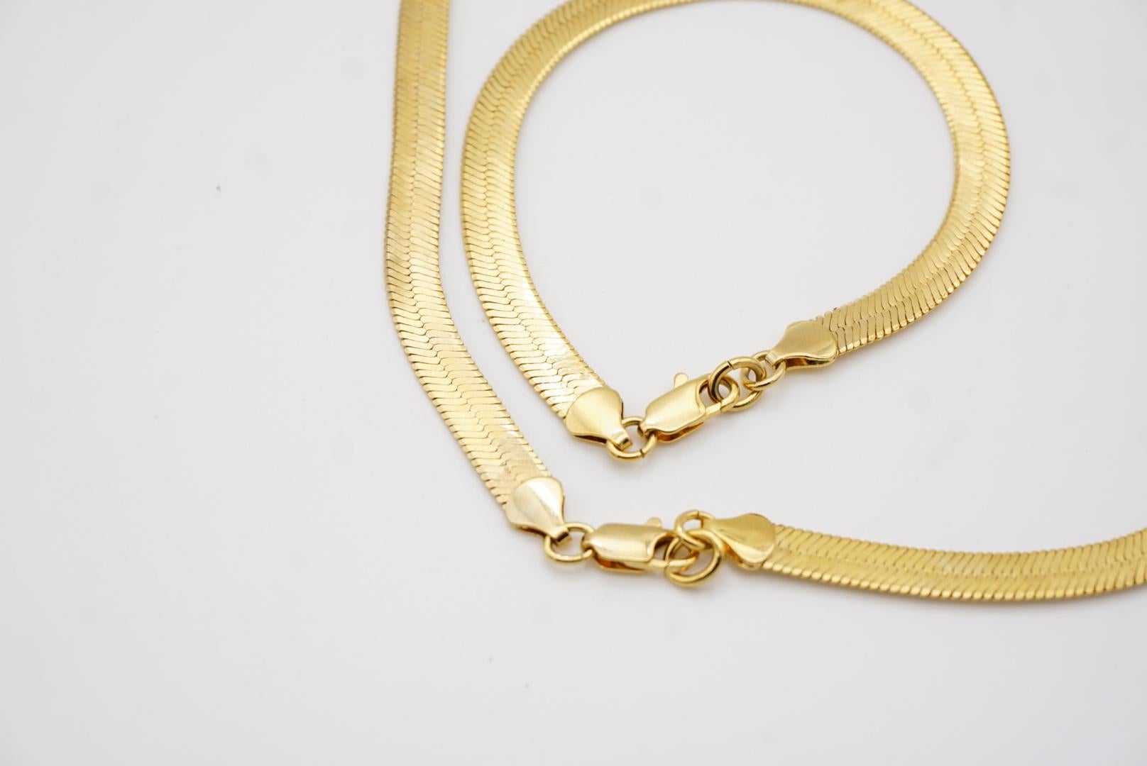 Givenchy Vintage 1980s Iconic 4G Logo Relief Herringbone Chain Mesh 2 Set Gold For Sale 13