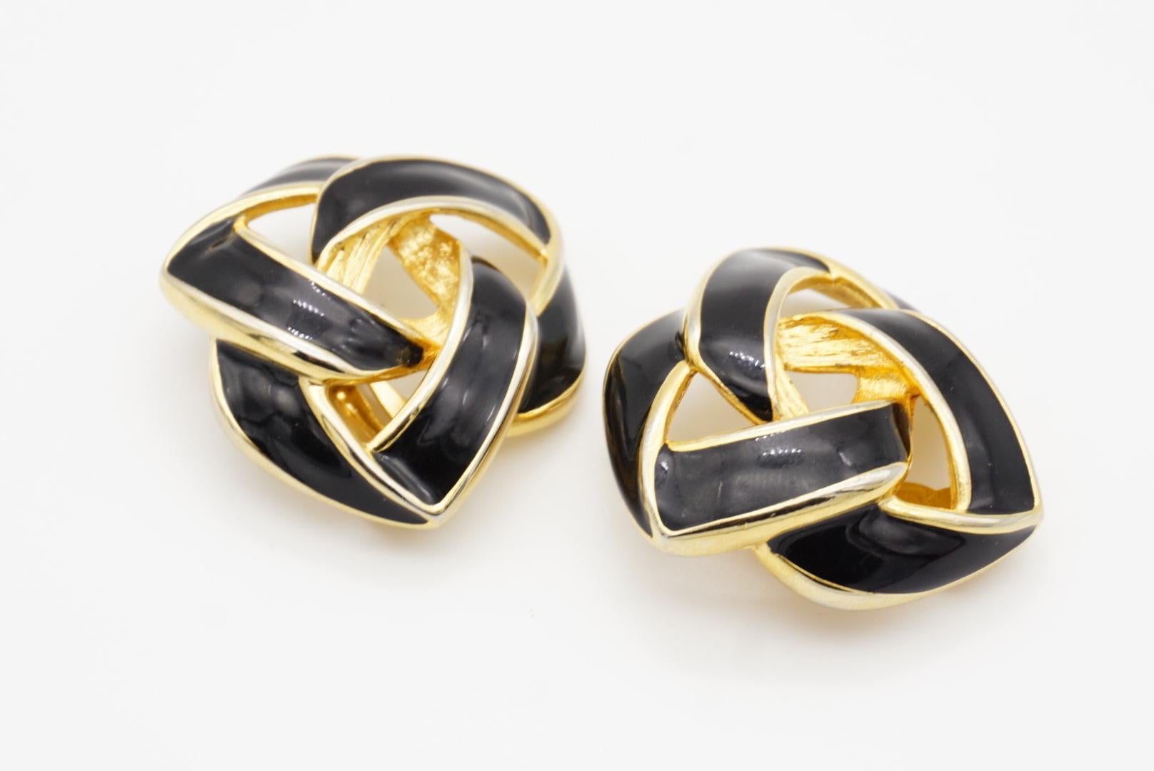 Givenchy Vintage 1980s Large Black Enamel Knot Interlocked Chunky Clip Earrings For Sale 6