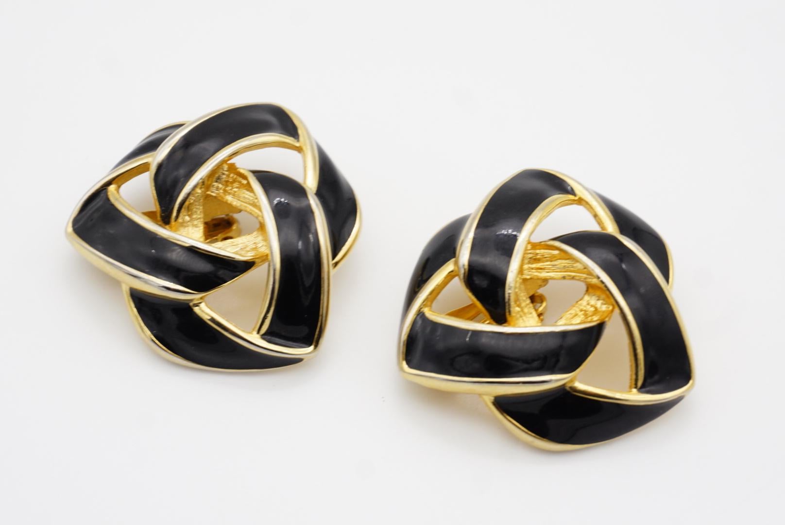 Givenchy Vintage 1980s Large Black Enamel Knot Interlocked Chunky Clip Earrings For Sale 7