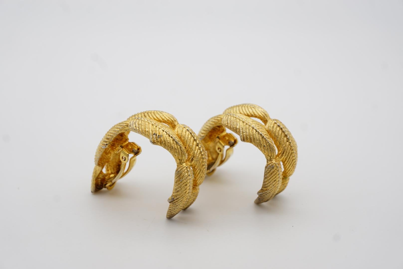 Givenchy Vintage 1980s Large Leaf Half Circle Hoop Chunky Clip Gold Earrings For Sale 5