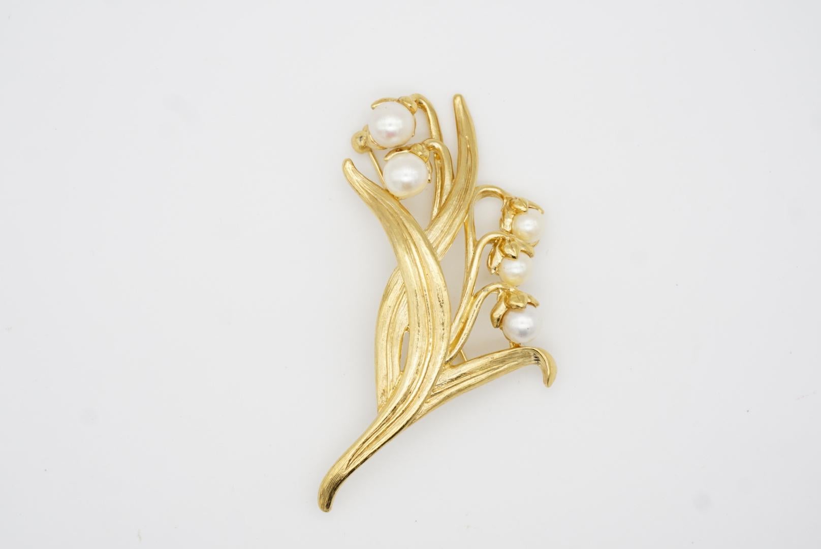 Givenchy Vintage 1980s Large Lily Of The Valley White Bell Flower Leaf Brooch For Sale 2
